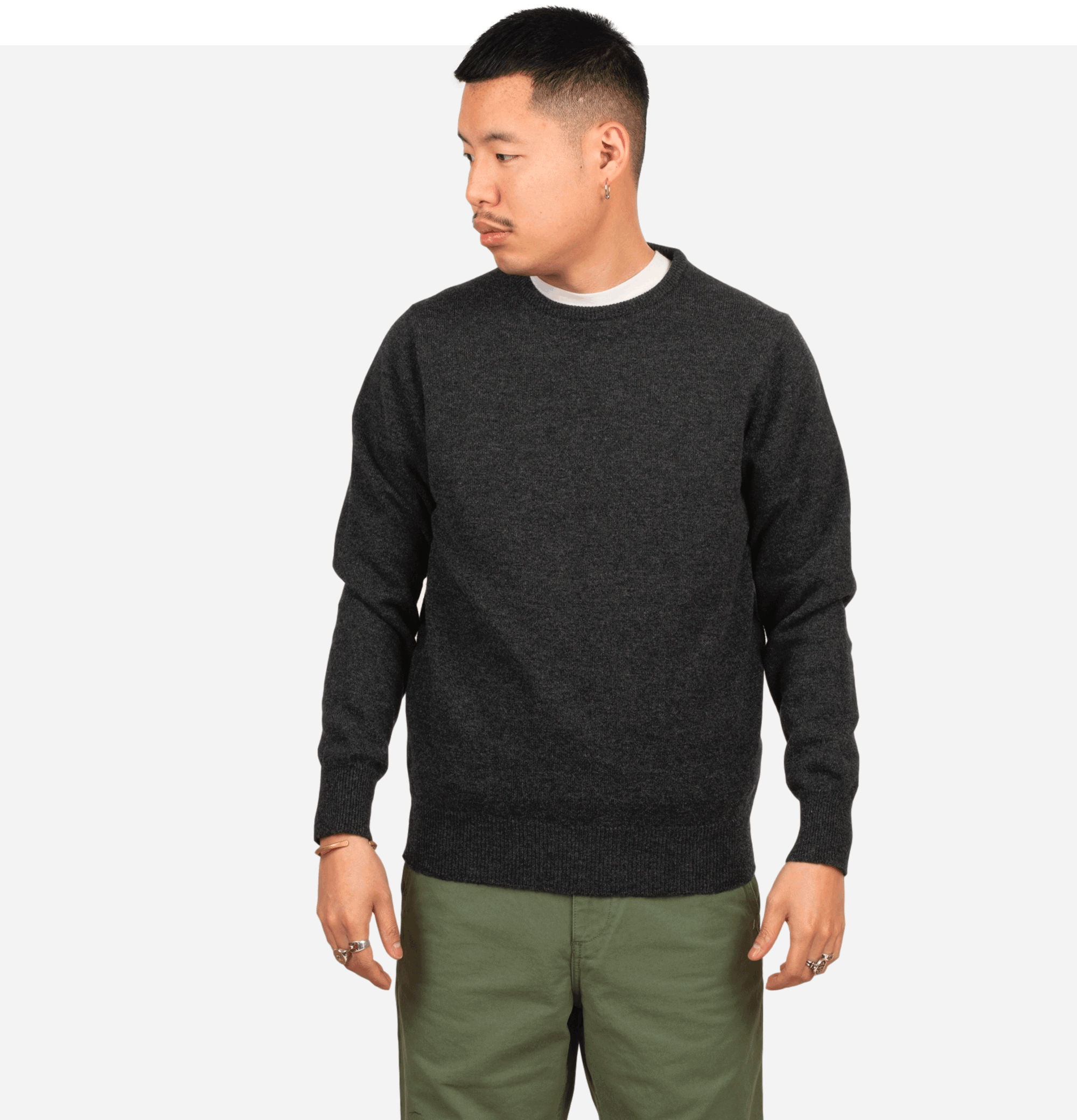 Round Neck Pullover Charcoal