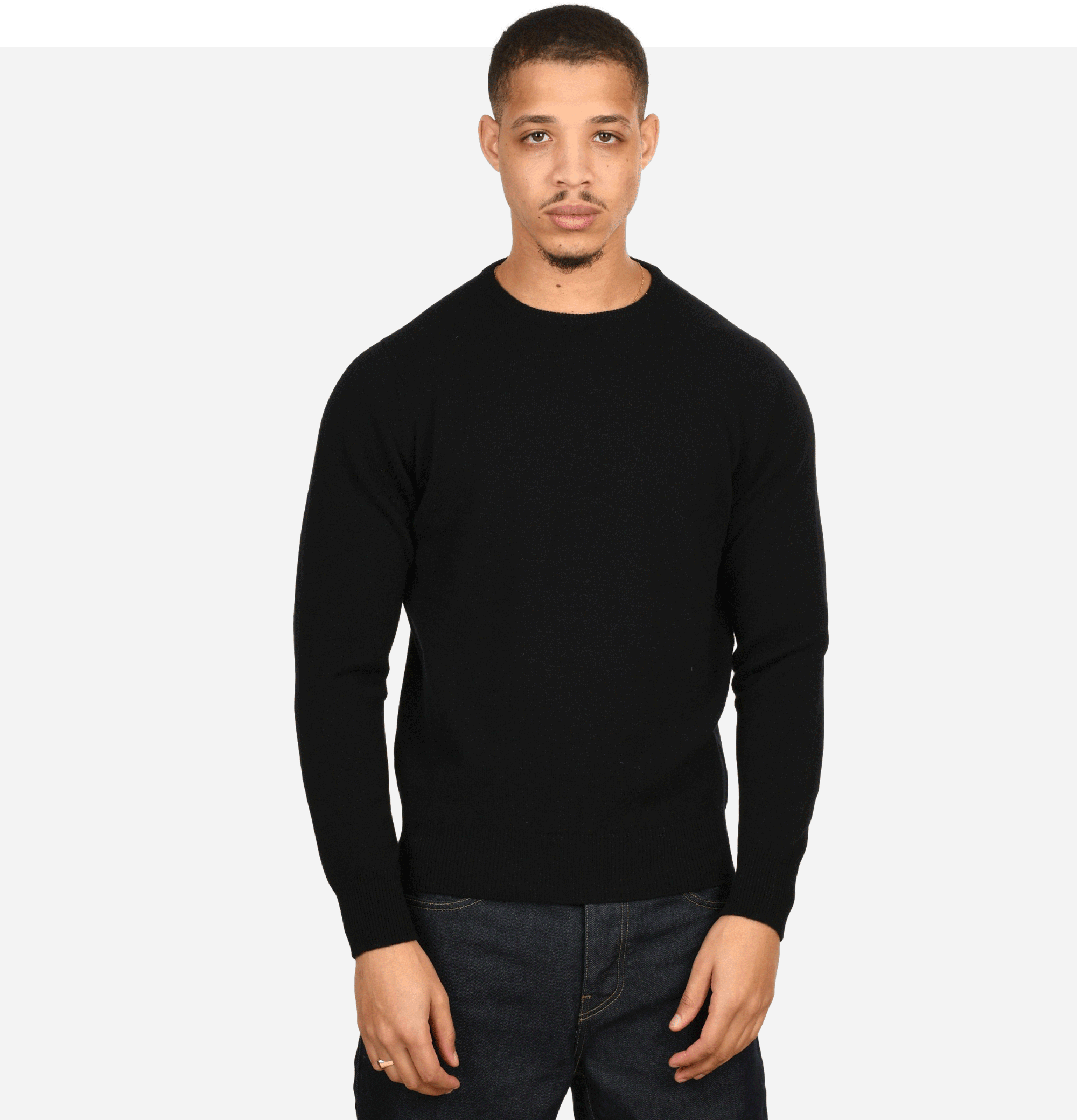 Round Neck Pullover Black