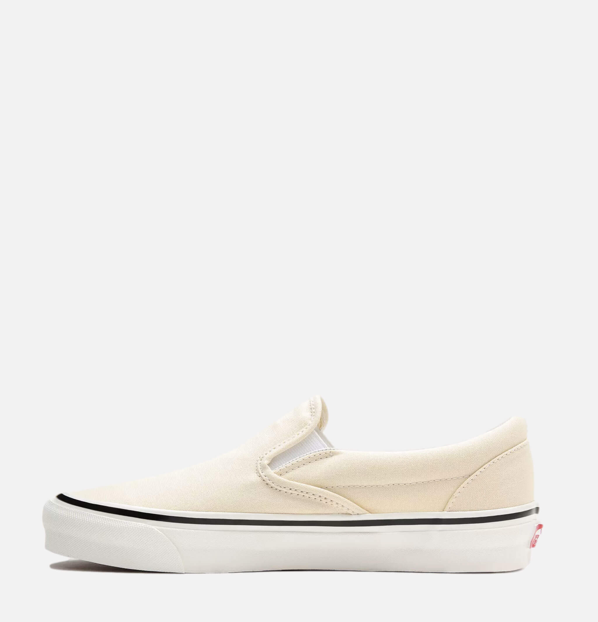 Slip-on Anaheim White