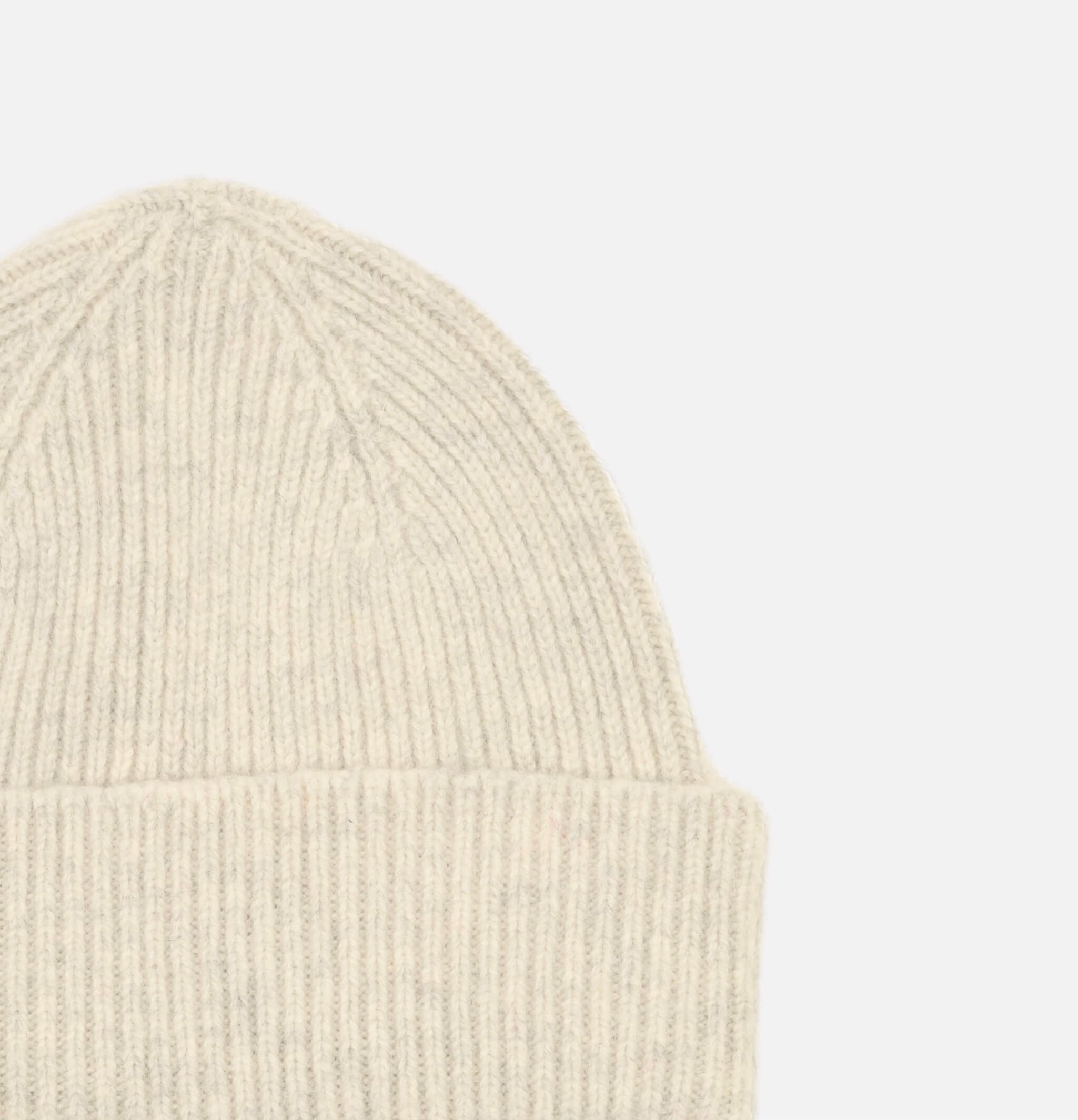 Robert Mackie Barra Beanie Moon