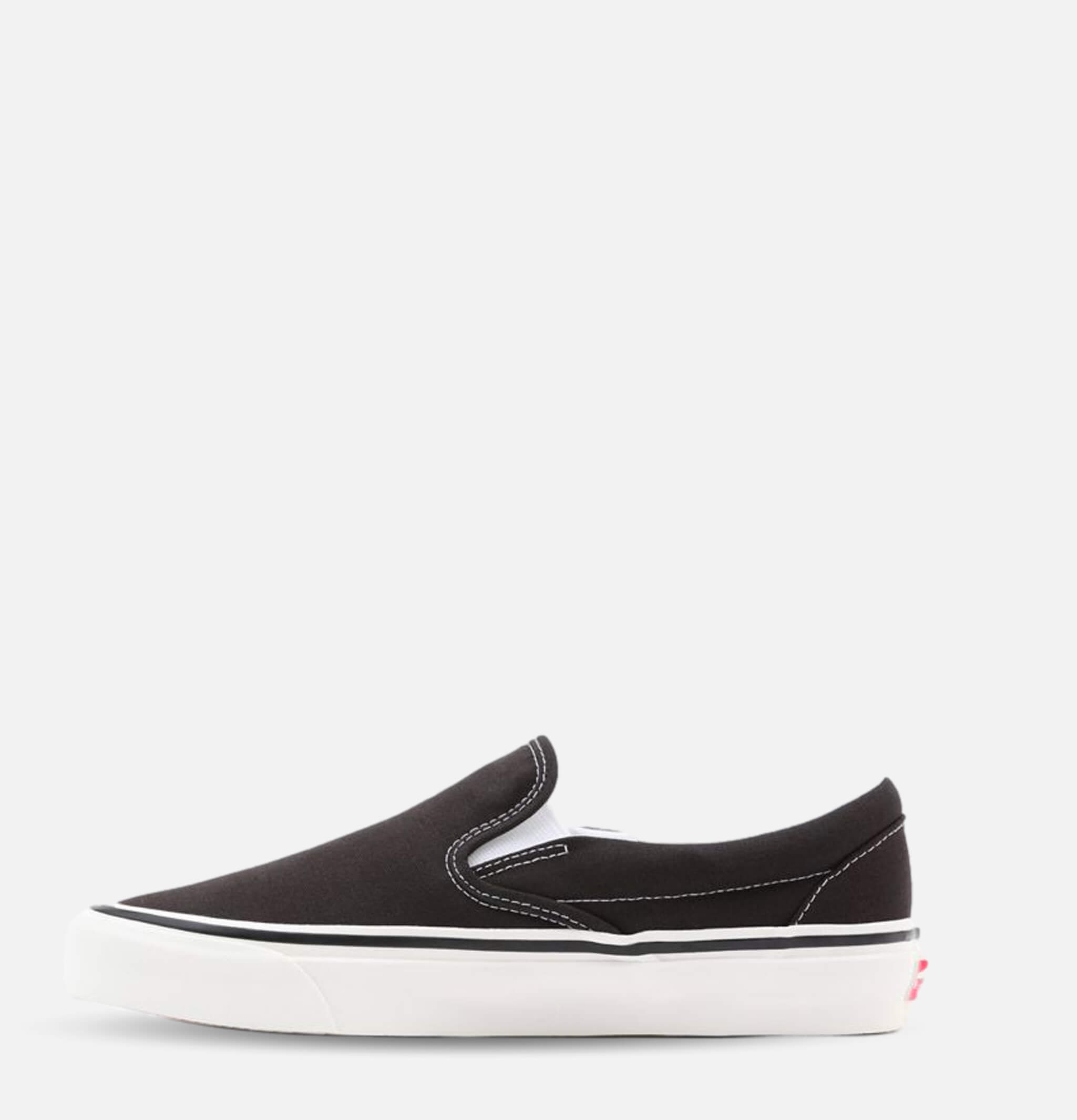 Slip-on Anaheim Black