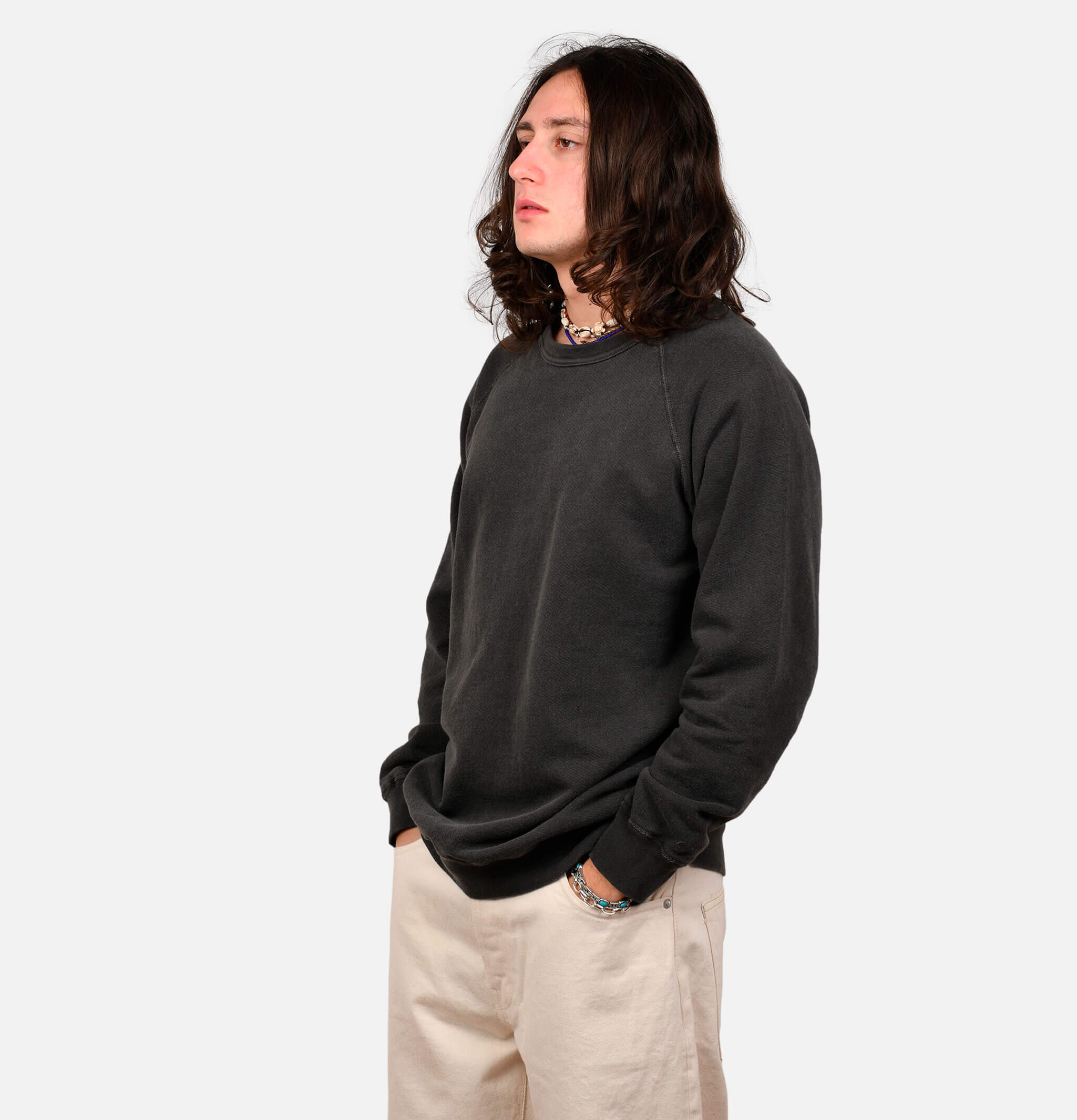 Good On Japan Raglan Pigment Dyed Crew Sweater Black.