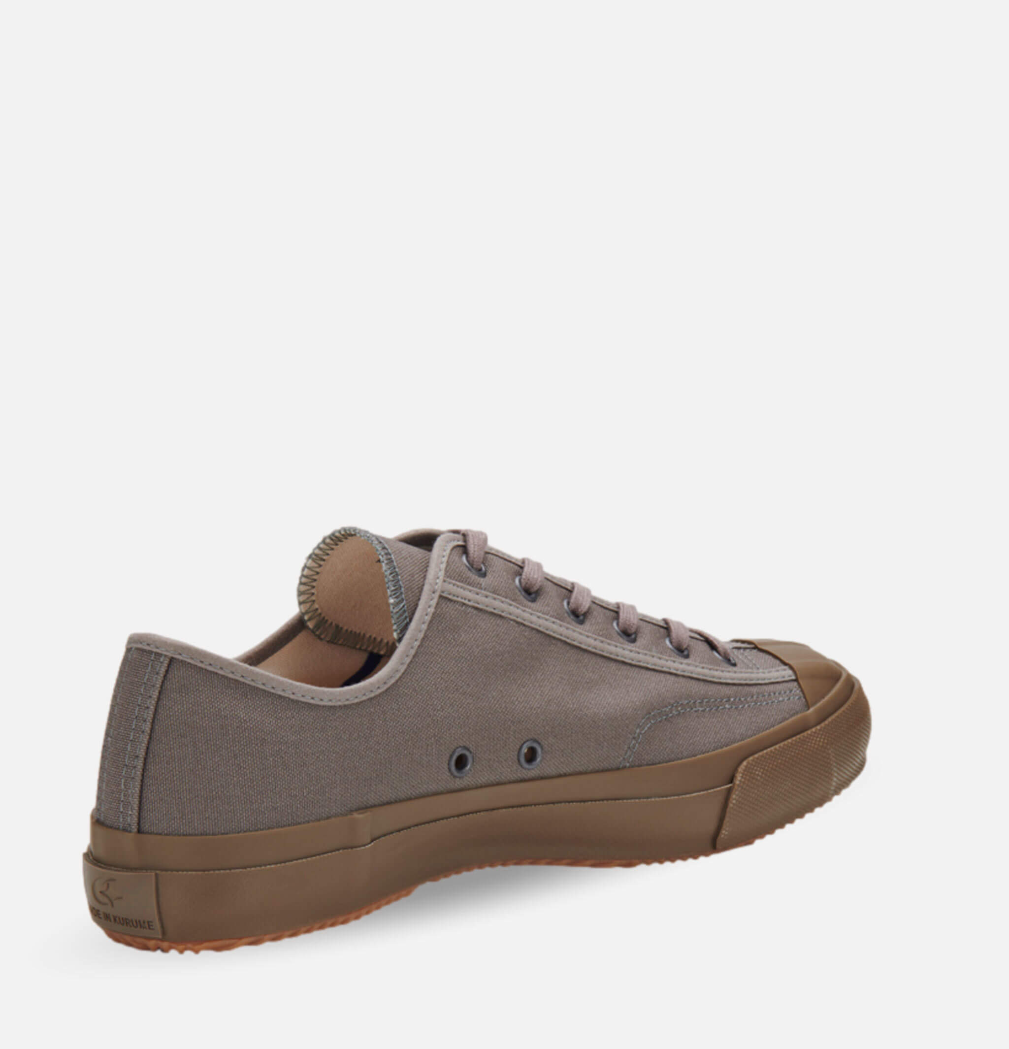 Classic gym shoes store