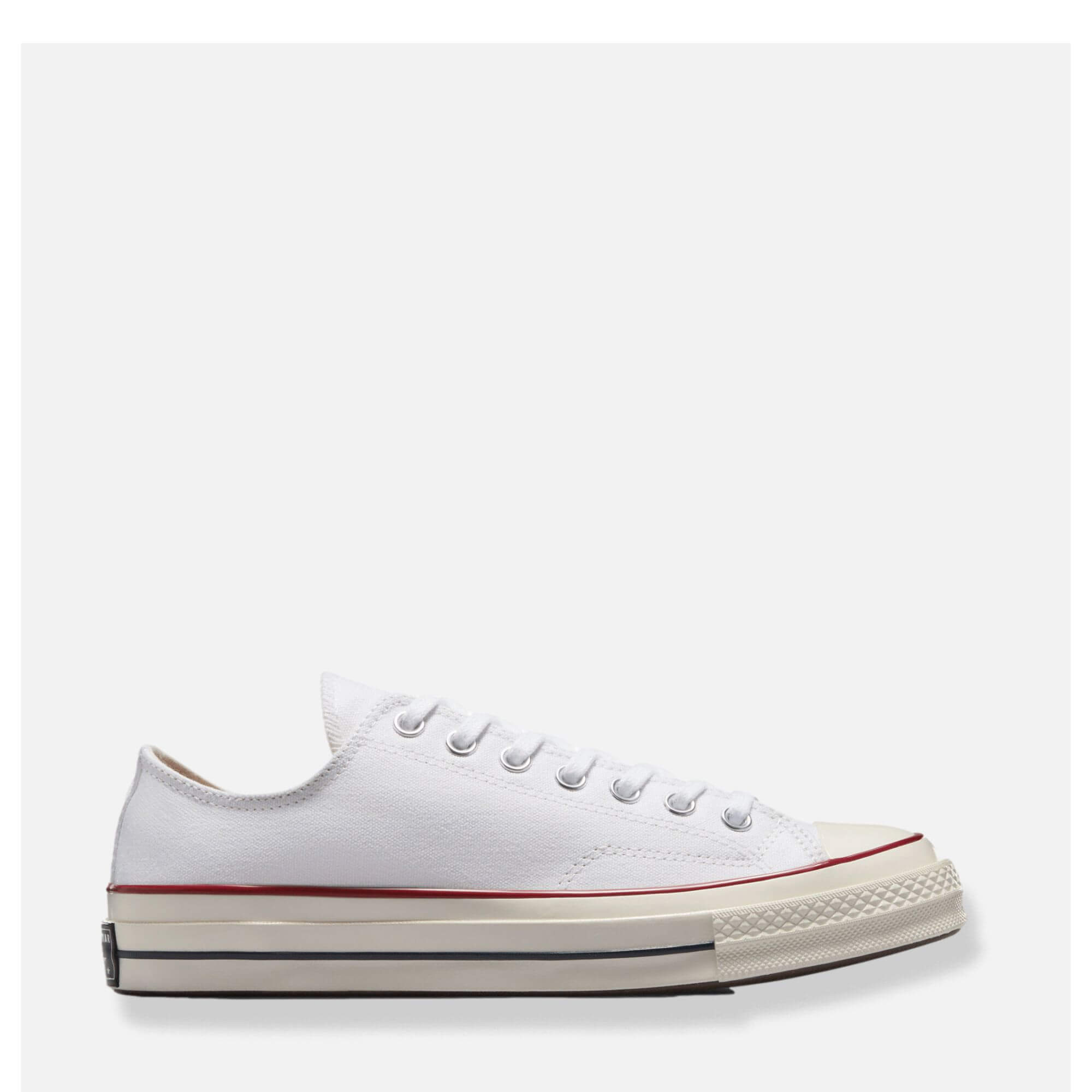 chuck taylor low white