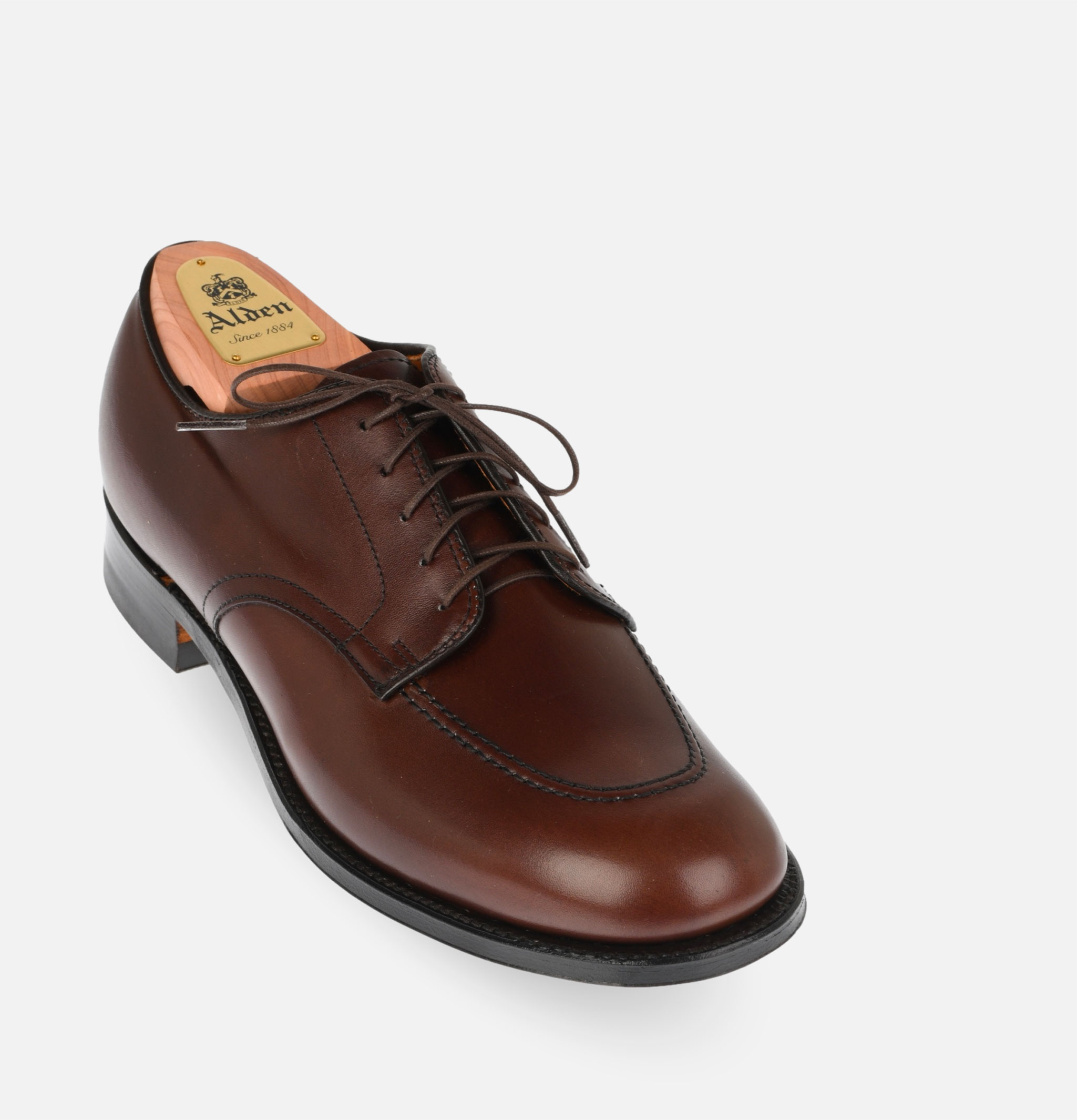 ALDEN M2608 U-tip Brown Vegano