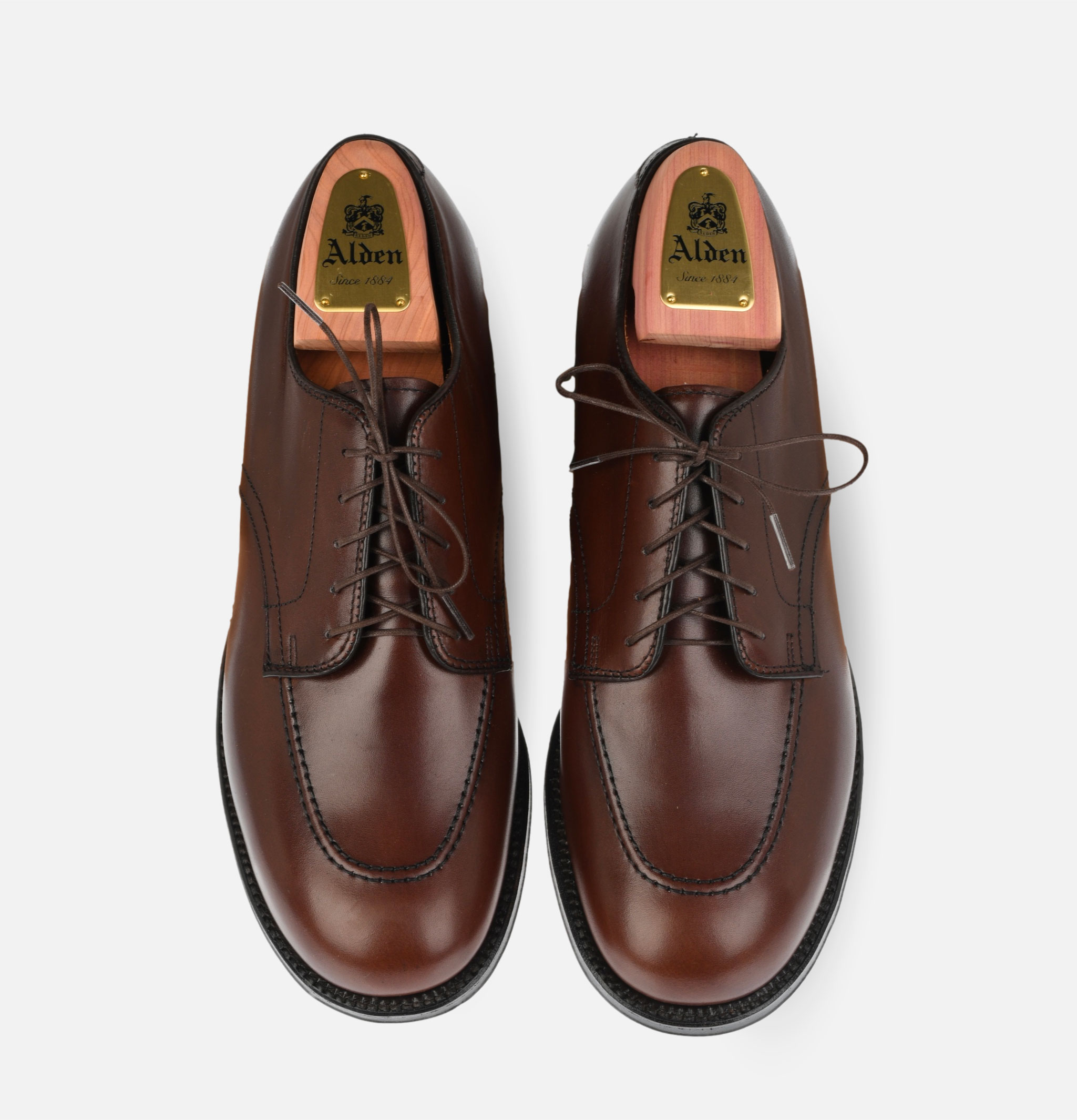 ALDEN M2608 U-tip Brown Vegano