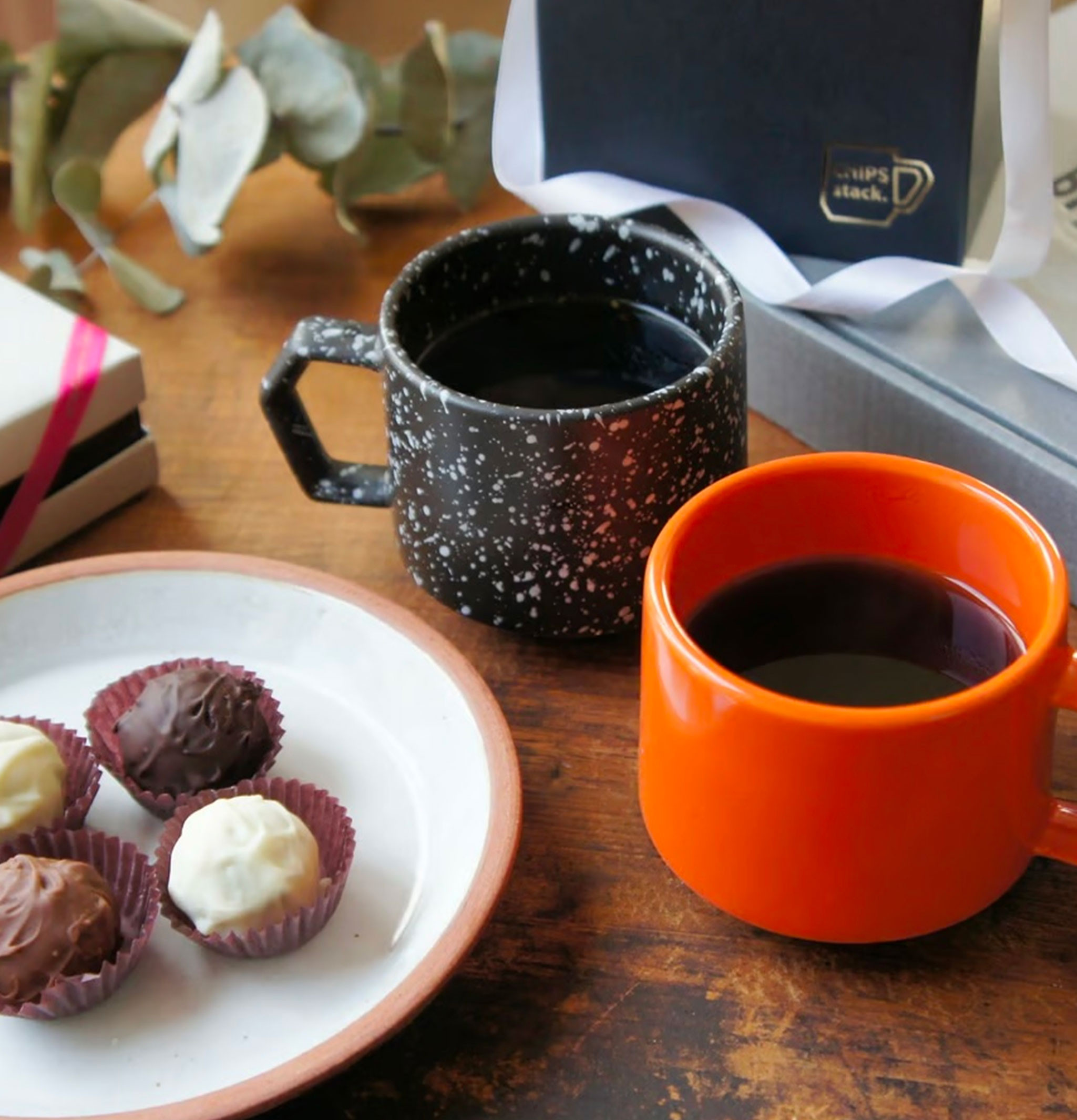 Chips Japan Stack Mug Splash Black White