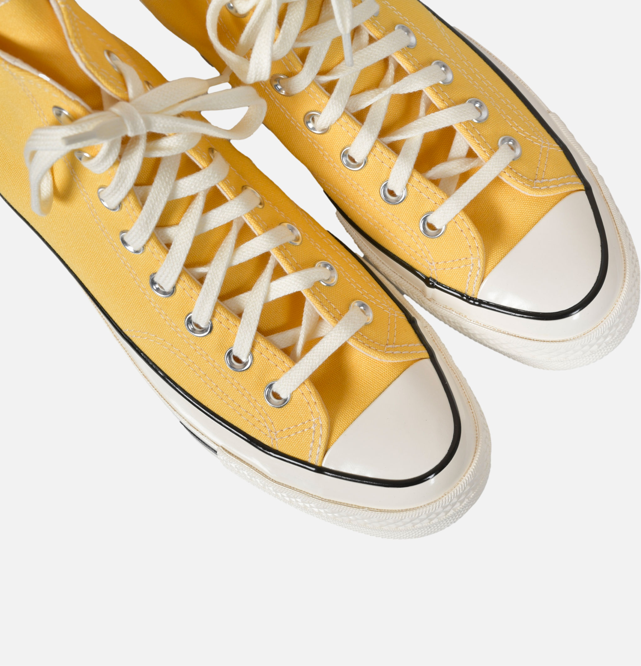 Chuck Taylor Hi bananas