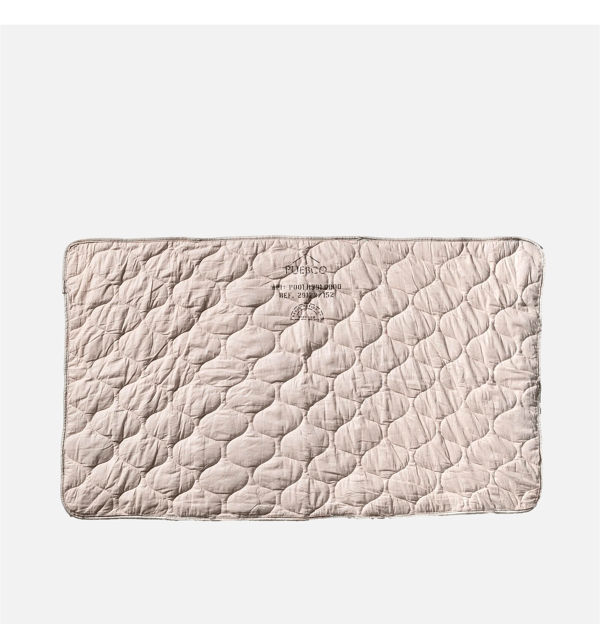 Puebco Parachute Quilted Blanket White