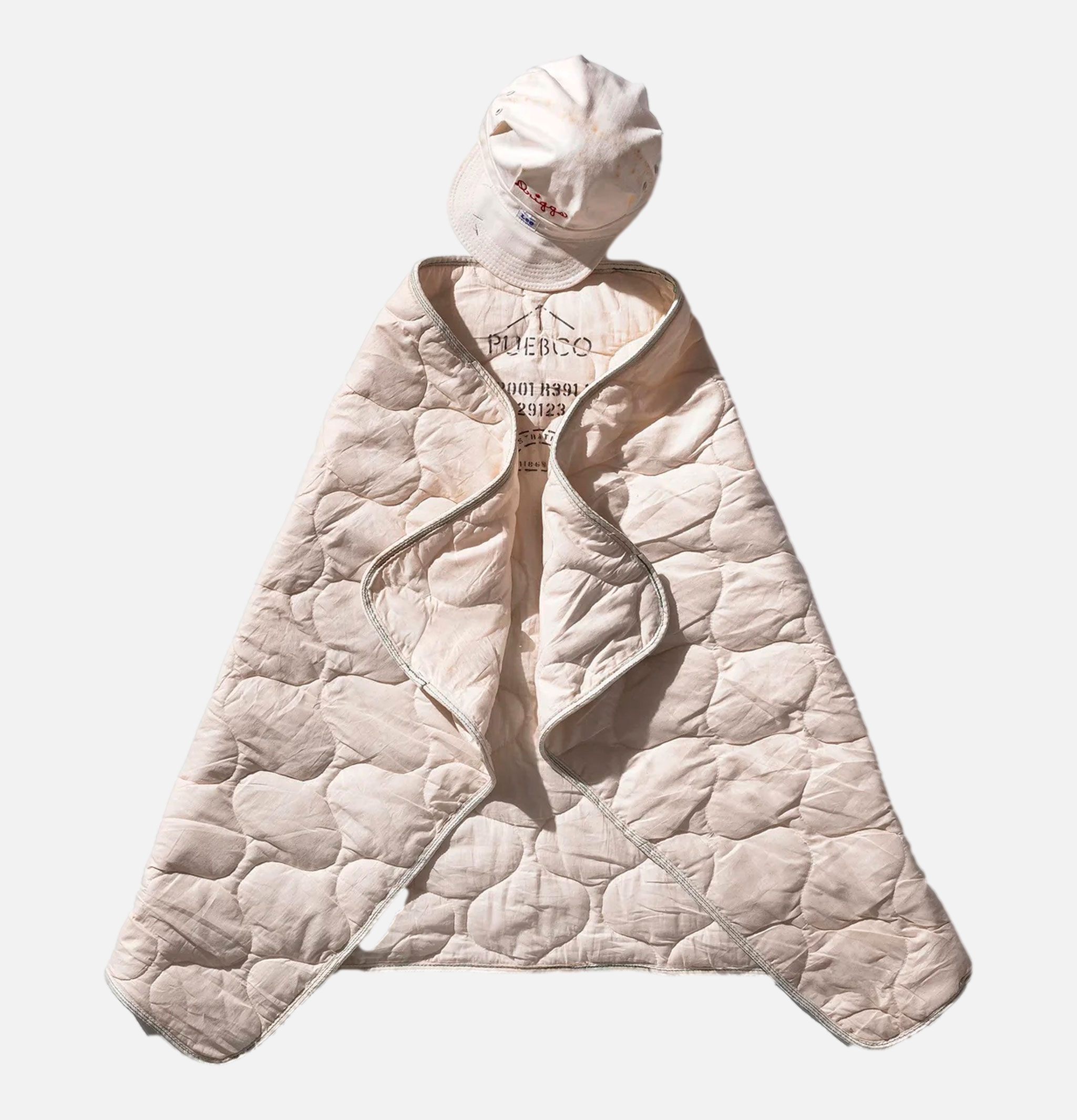 Puebco Parachute Quilted Blanket White