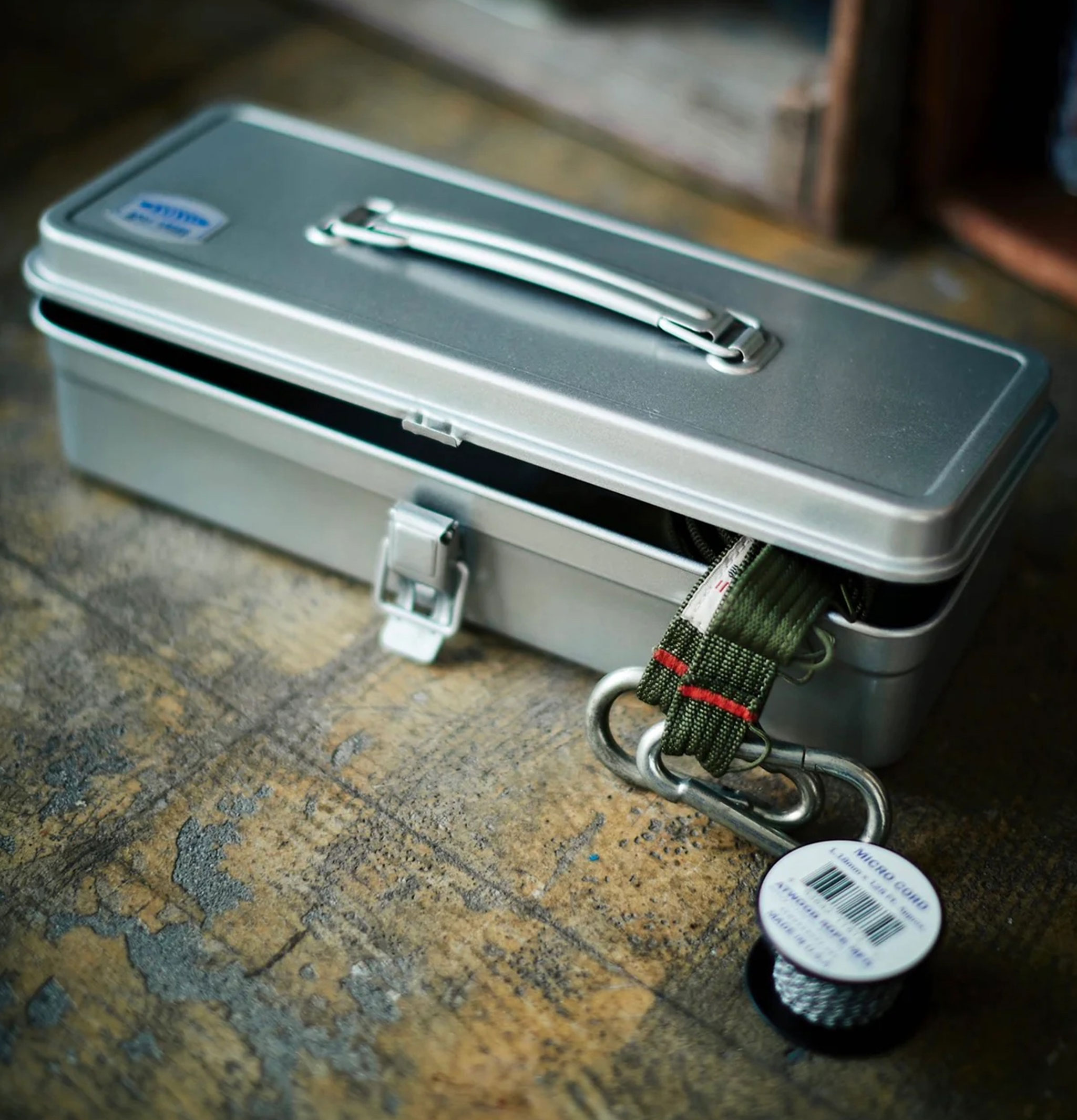 Toyo Steel Trunk Shape Toolbox T320 Silver