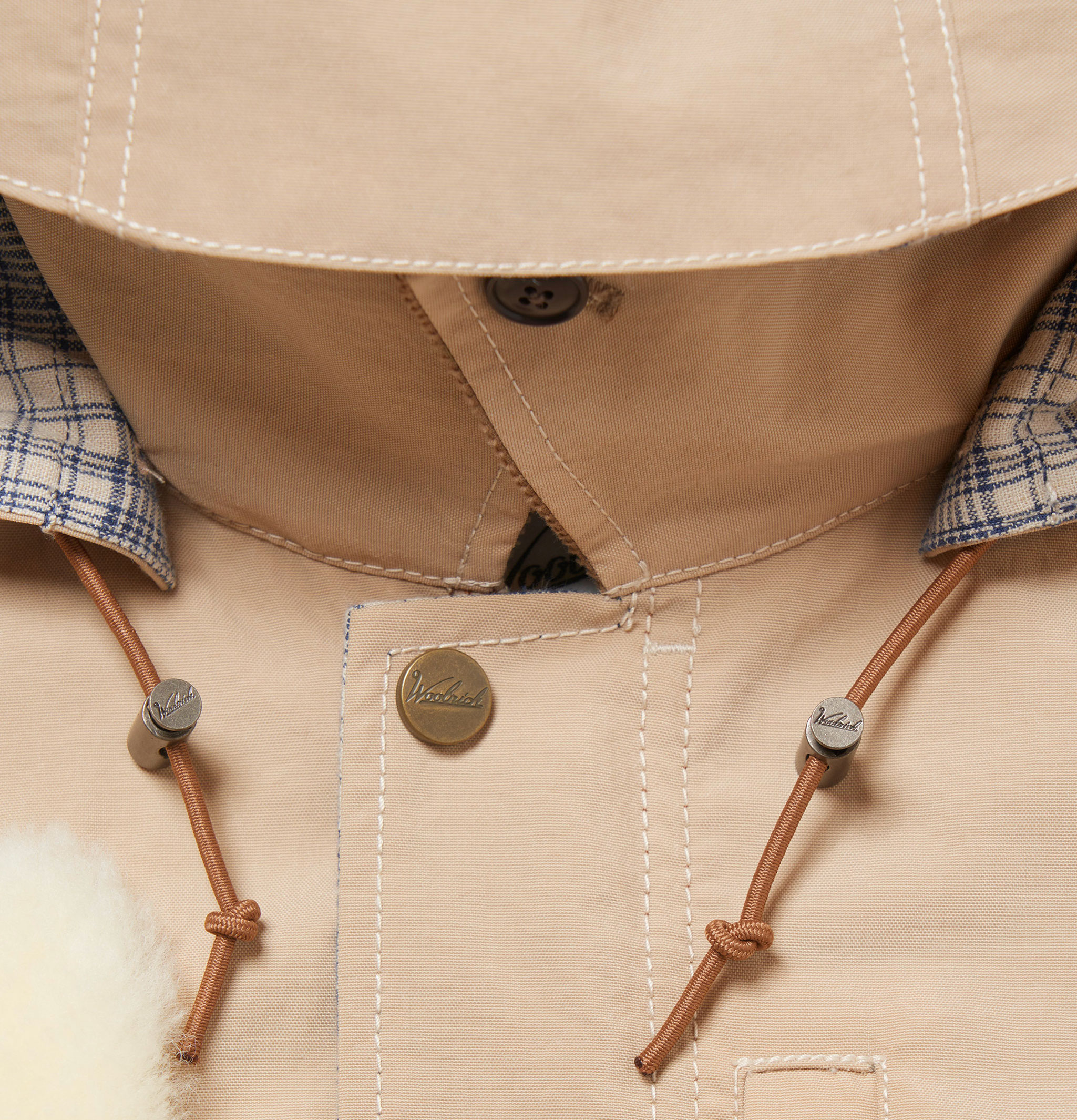 Woolrich Recycle Nylon Oxford Jacket Beige