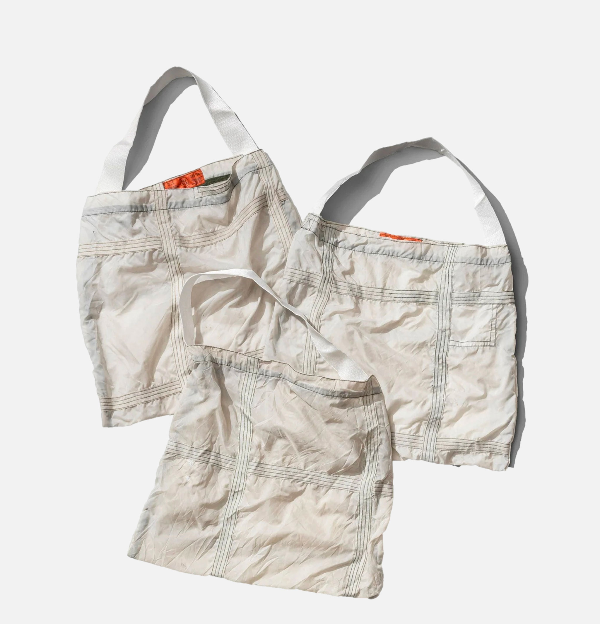 Puebco Vintage Bag Parachute Light White