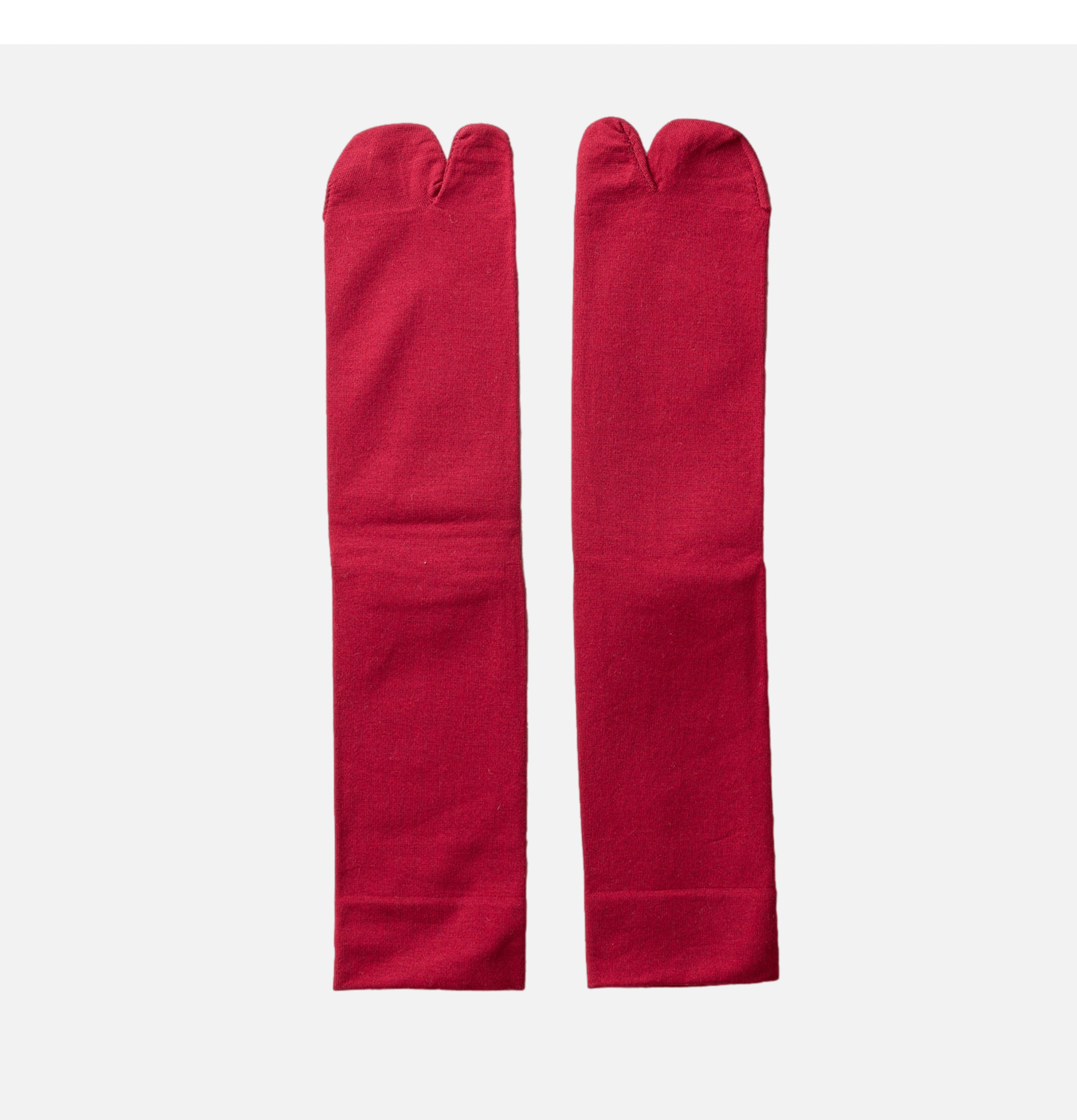 Yahae Organic Cotton Tabi Red Socks
