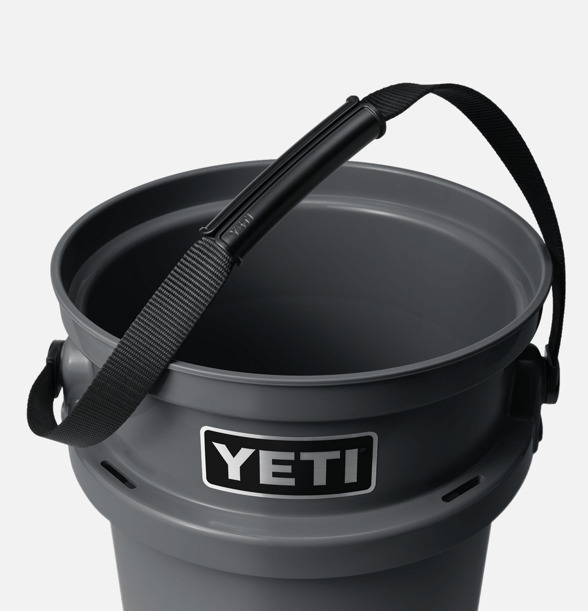 Yeti Bucket LoadOut® Charcoal