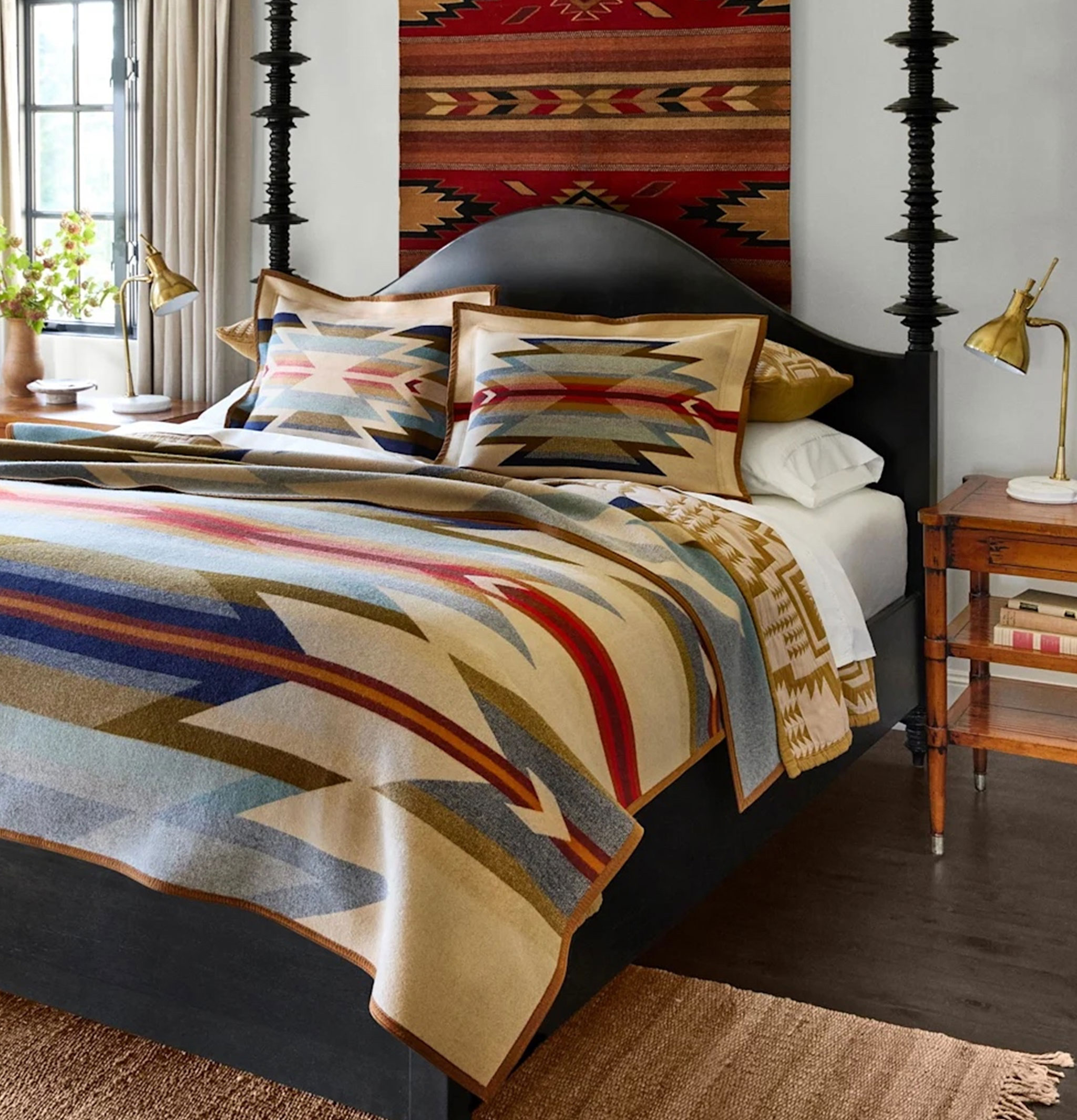 Pendleton Jacquard Napped Wyeth Trail Cover