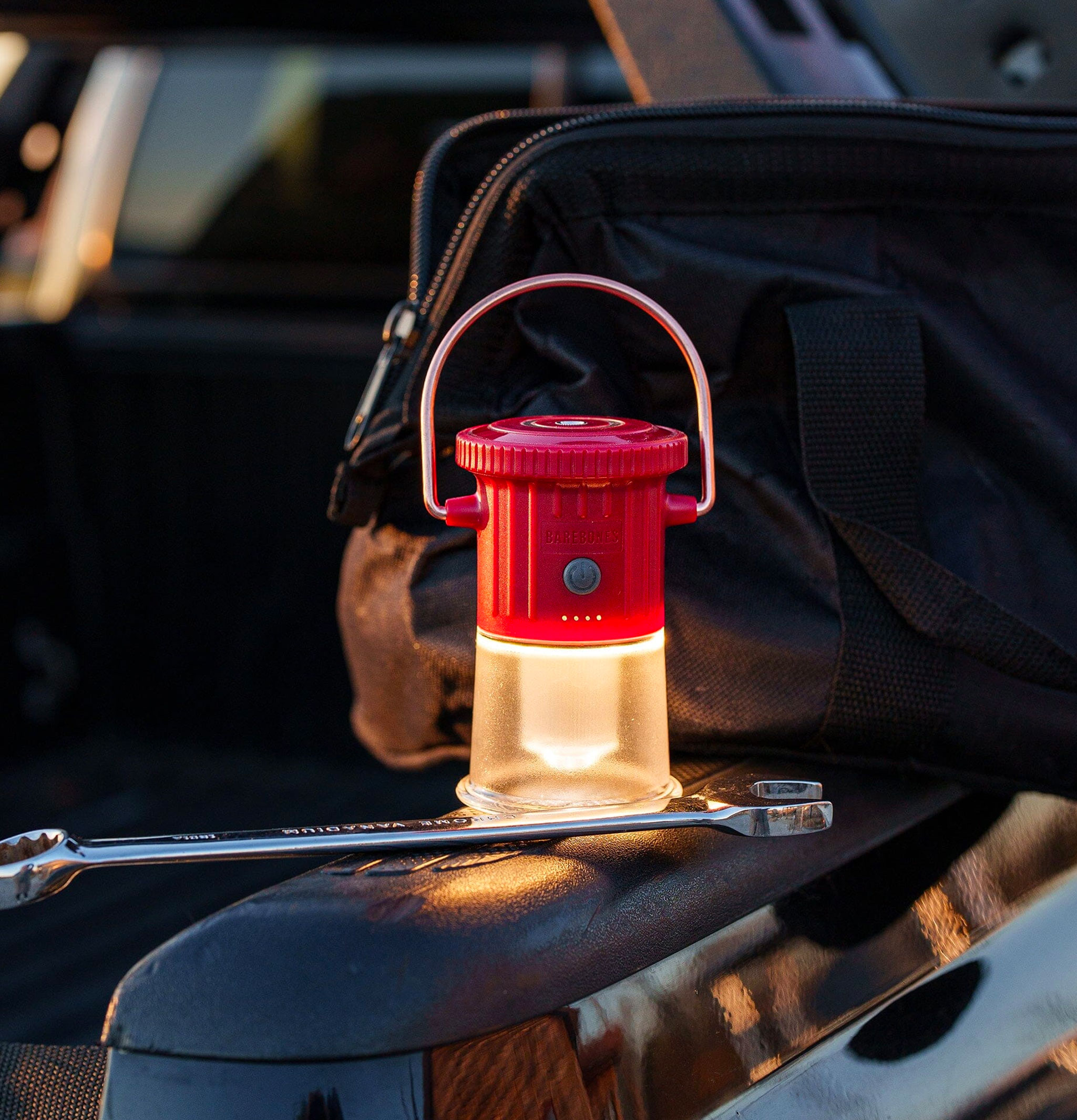 Barebones Hoodoo Lantern Led Light Red