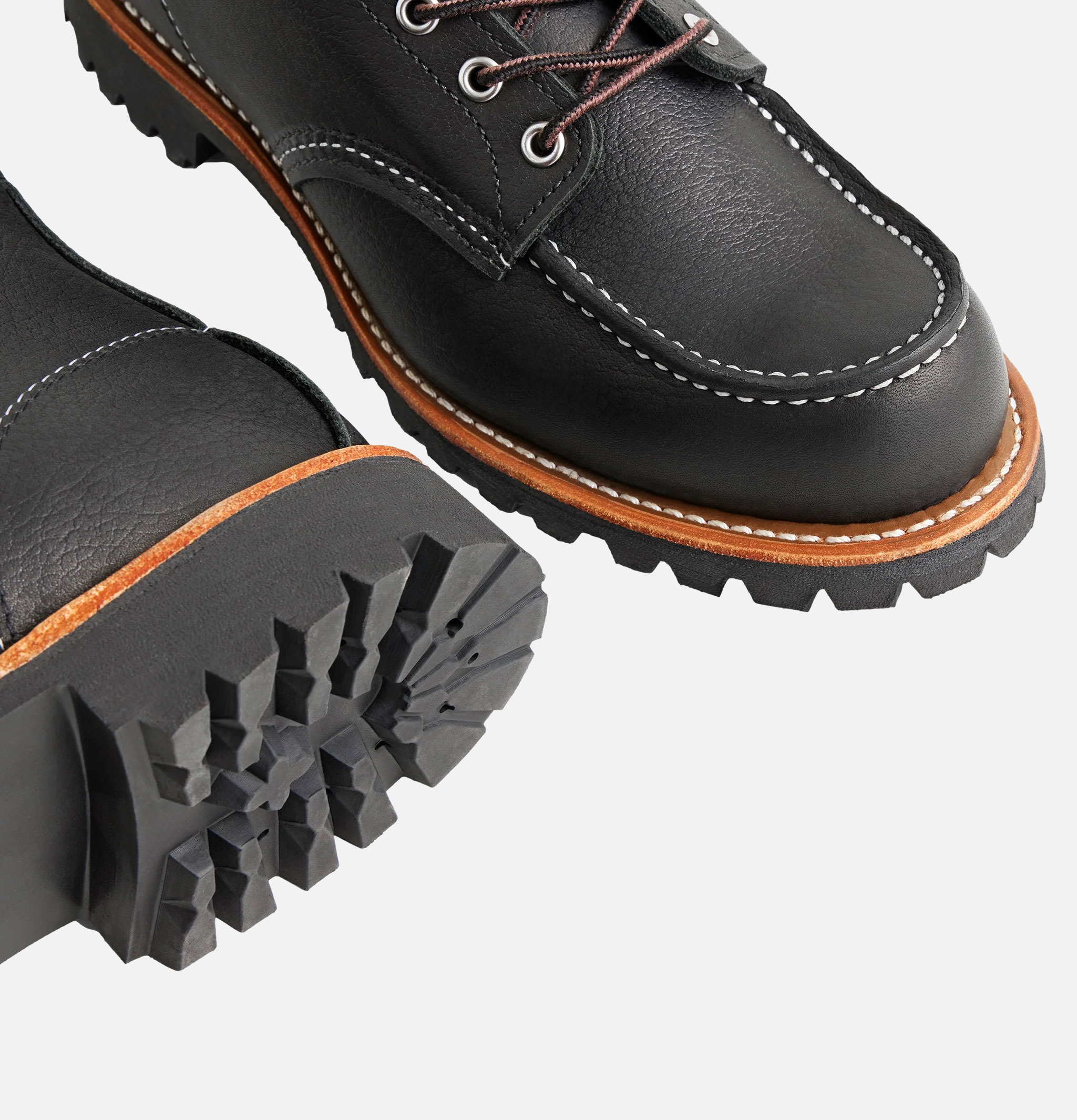 Red Wing Roughneck Moc Toe 2949 in Black Oil Slick