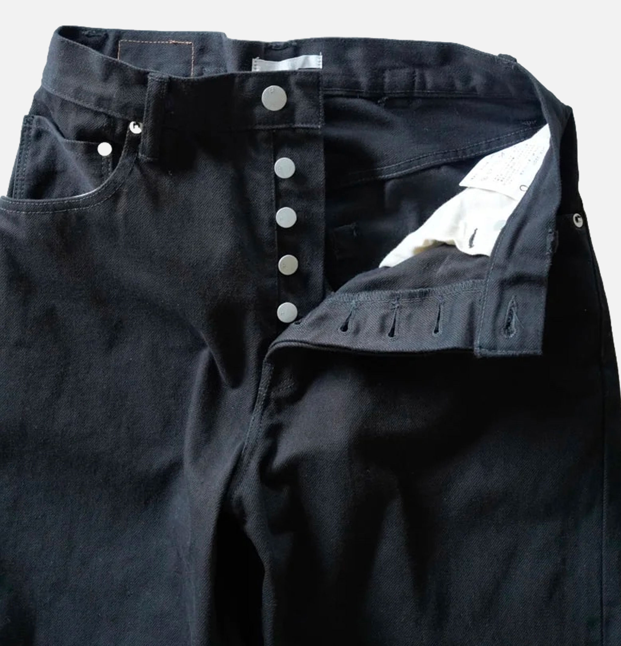 Hatski Back Buckle Denim Black