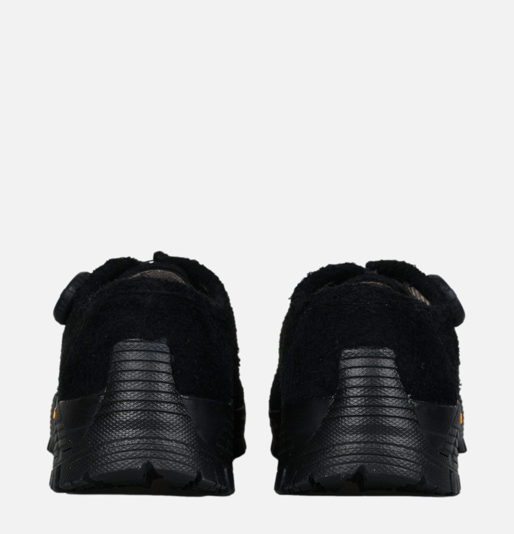 Knock 2 Shoes Quilt Black