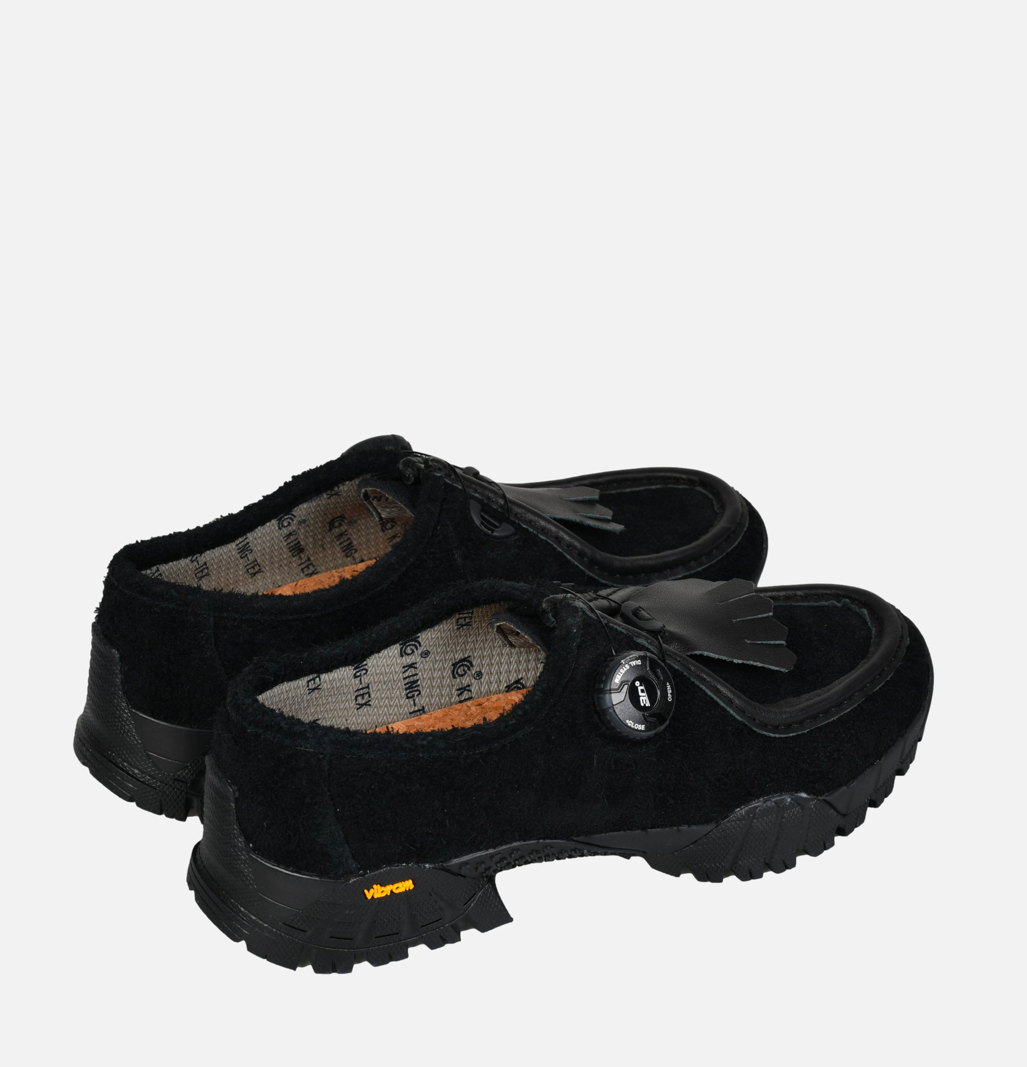 Knock 2 Shoes Quilt Black