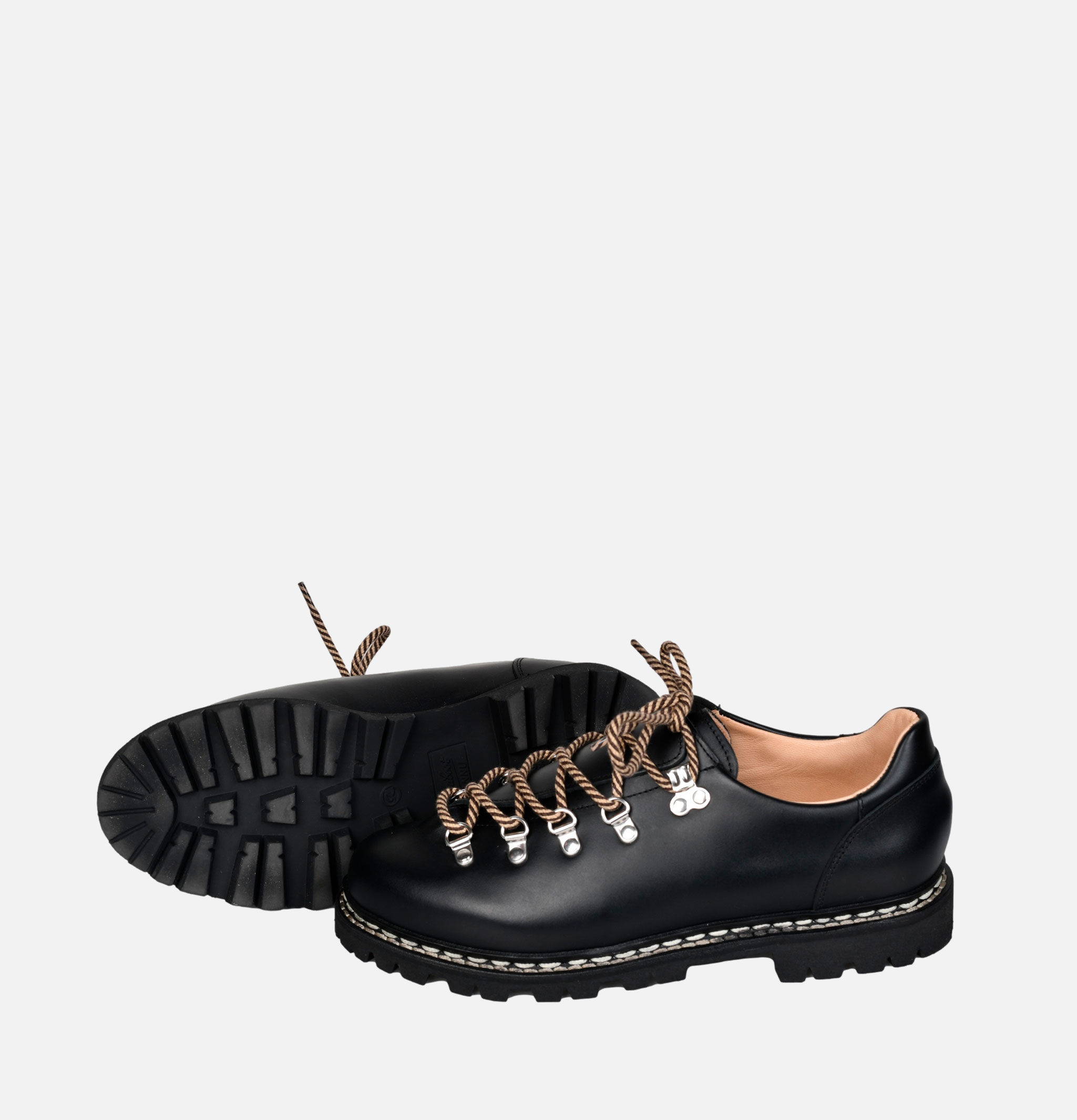 Clusaz Noir Lis Noir