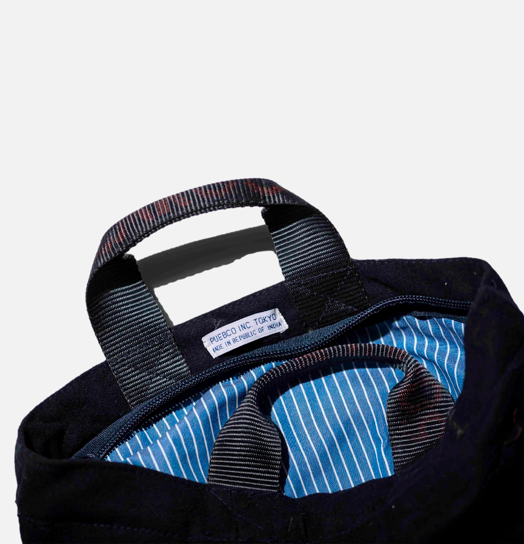 Wool Zip Tote Bag Blue Linning