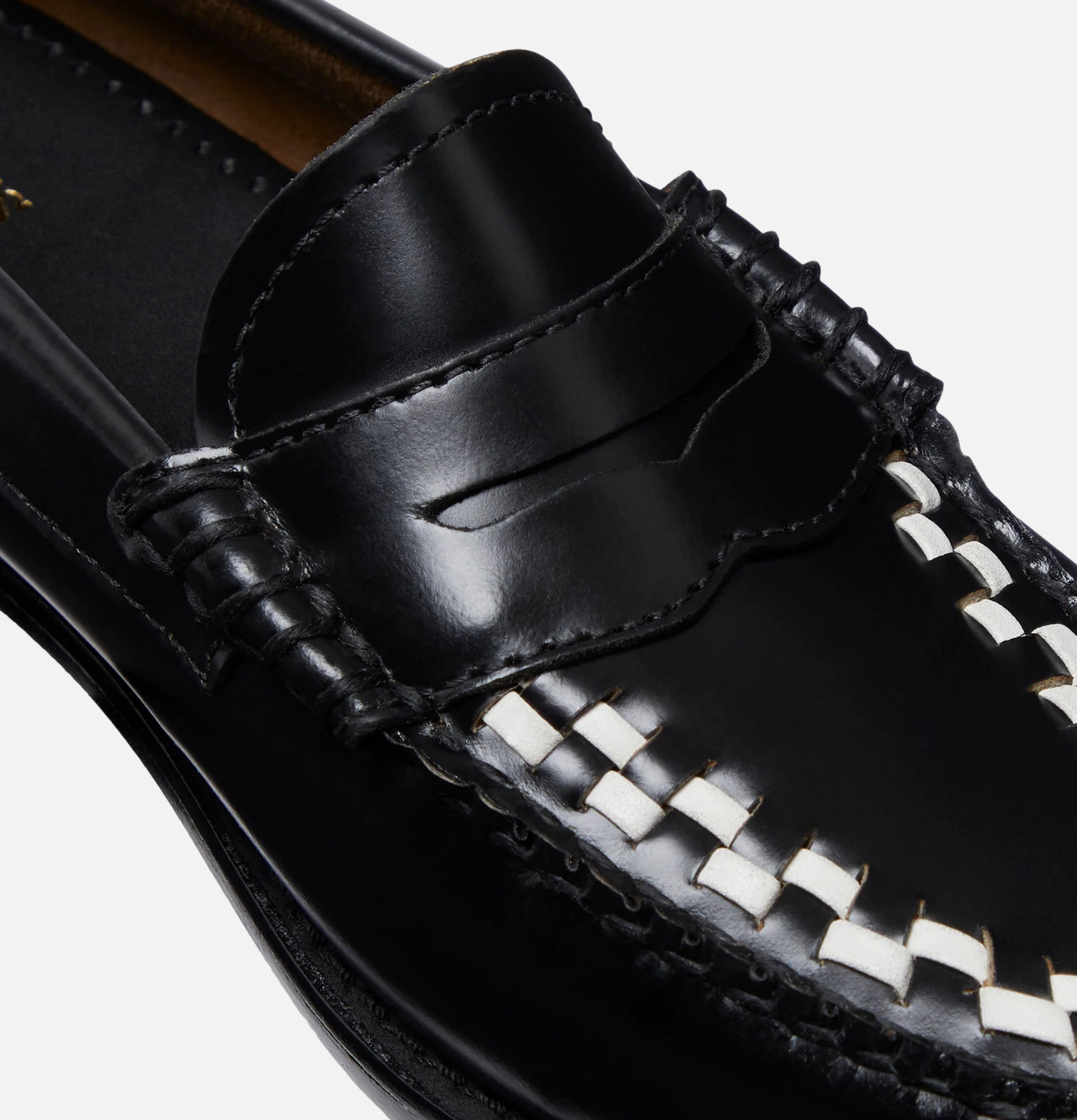 Womens G.H Bass Weejuns Classic Penny Loafer Black & White