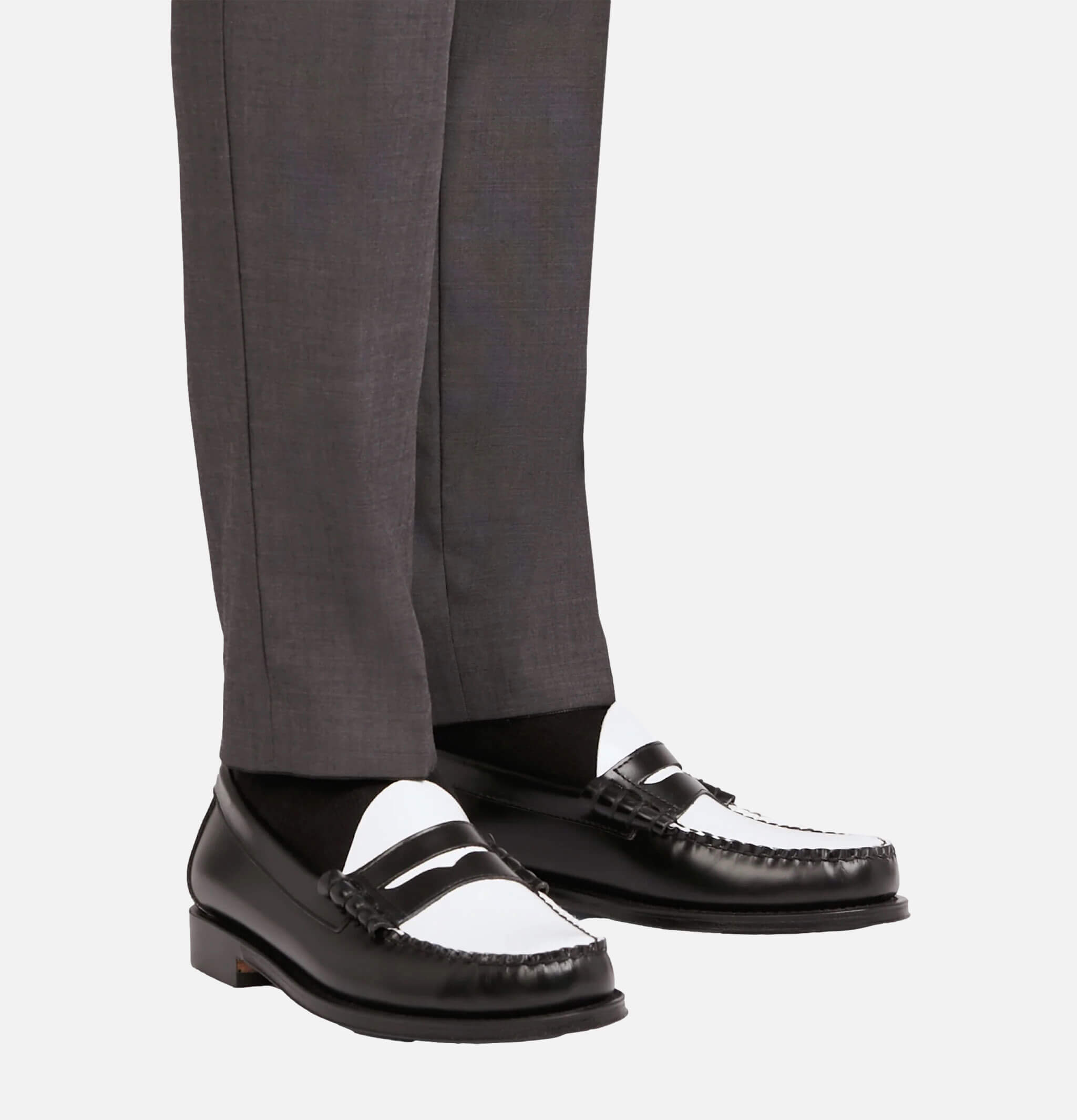 GH Bass Weejuns Penny Loafers Cuir noir et blanc