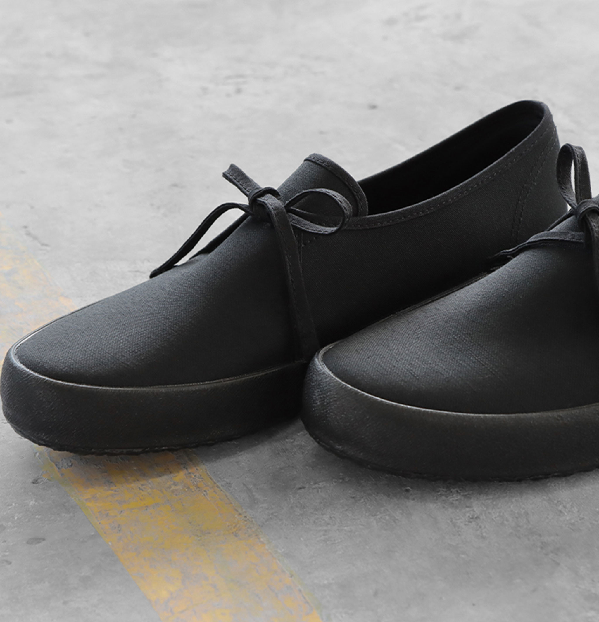 Moonstar Folksy Black