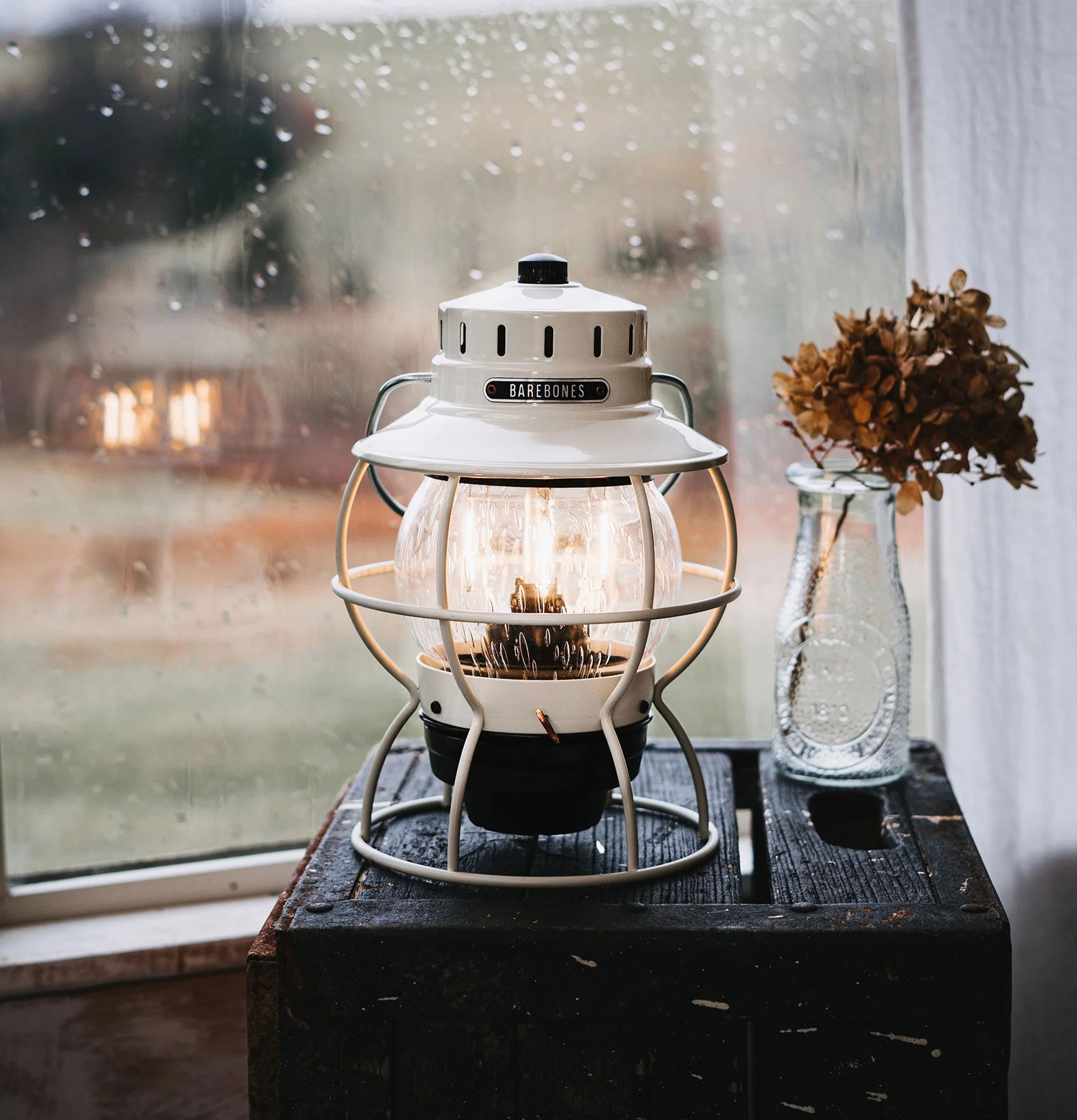 Barebones Railroad Lantern White