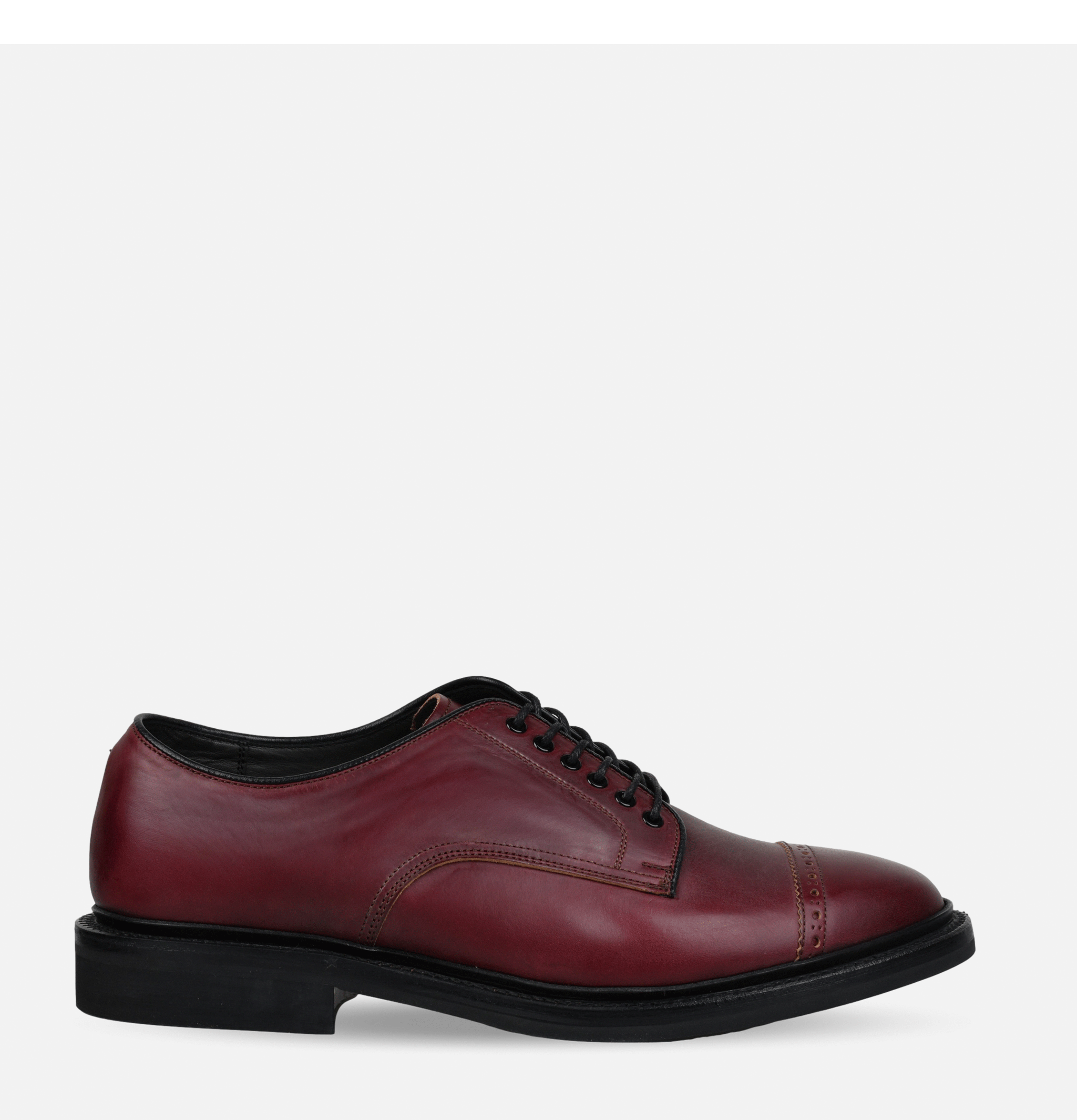 Regal Shoe & Co x Royalcheese Chaussures Cap-toe Horween Burgundy