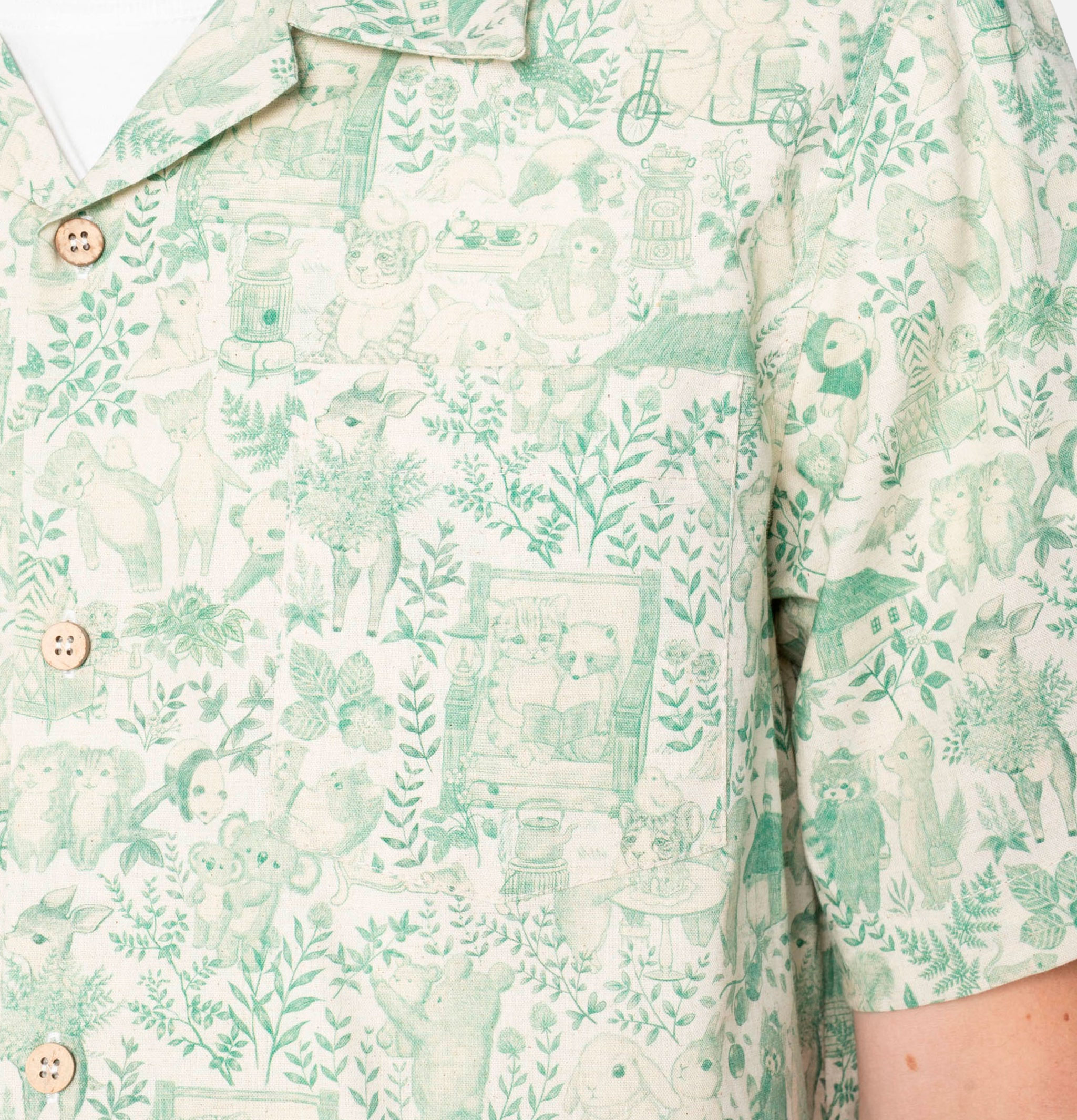 Naked & Famous Aloha Shirt Linen Animals Green