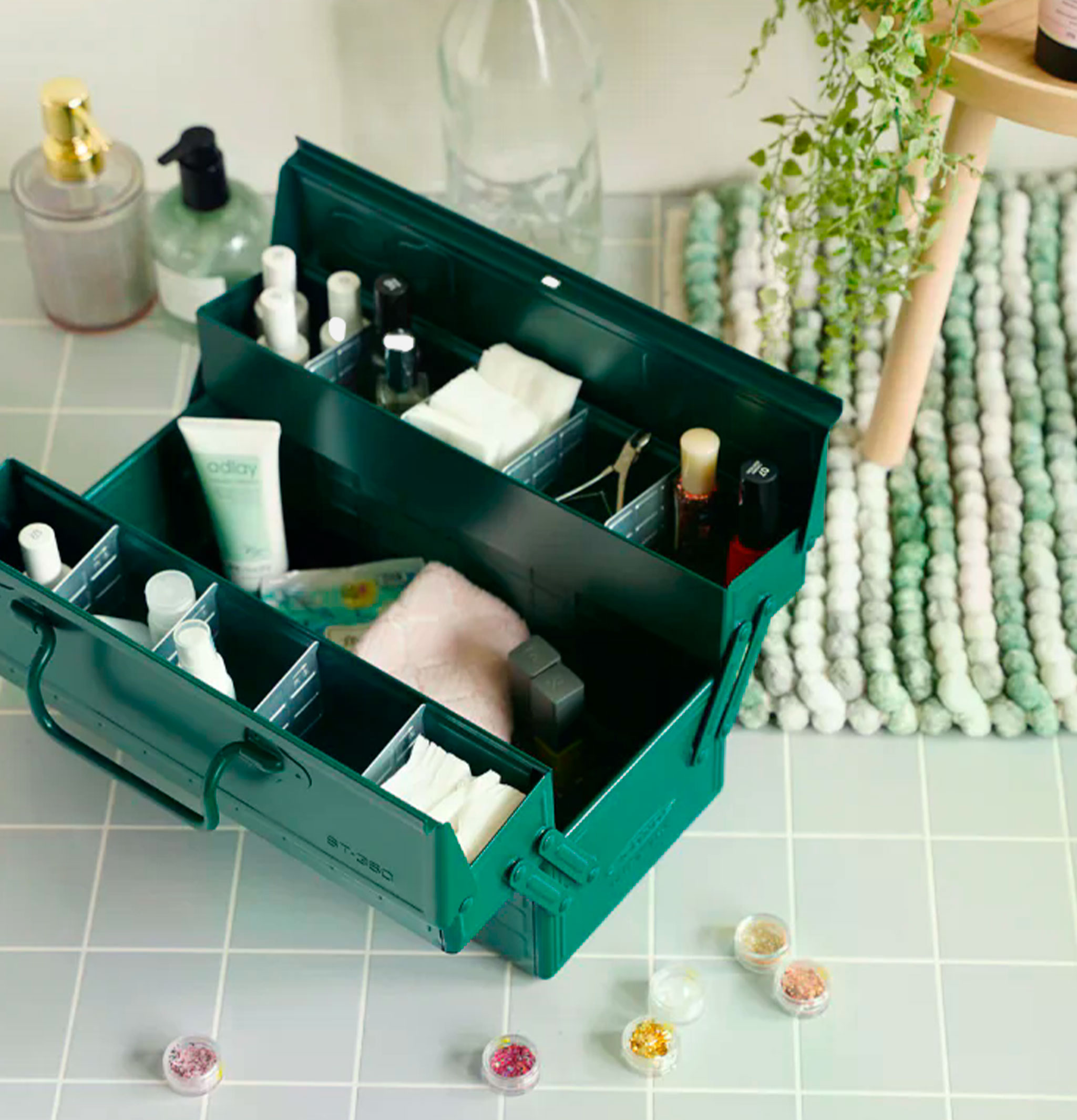 TOYO STEEL St 350 Antique Tool Box