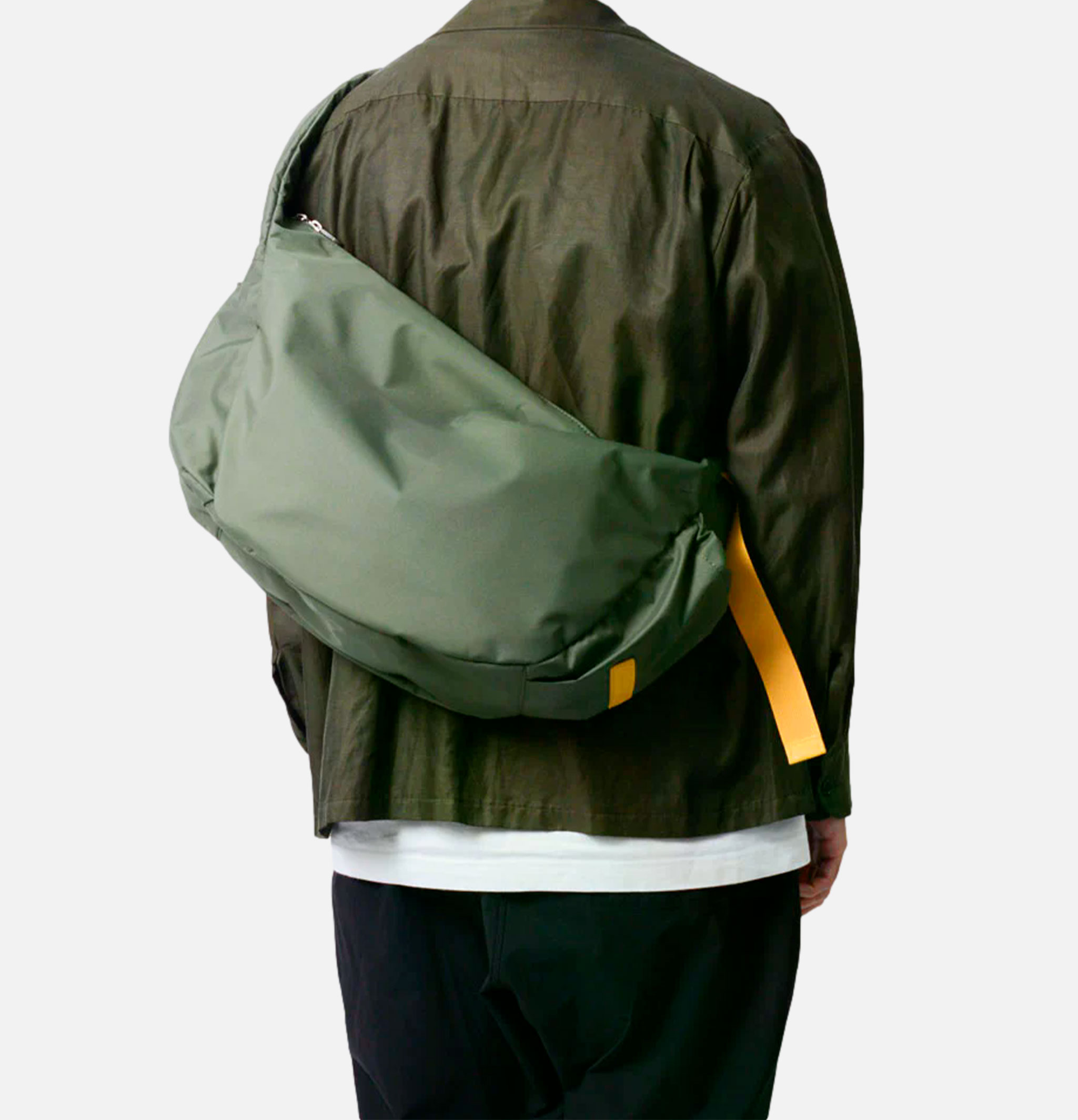 Master Pieces Shoulder Bag Medium Olive