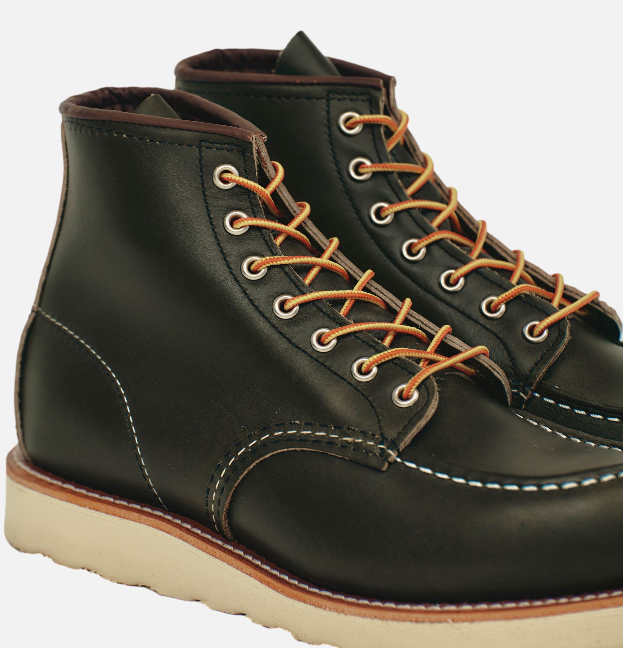 Red Wing 8180 Moc Toe Kangatan Green
