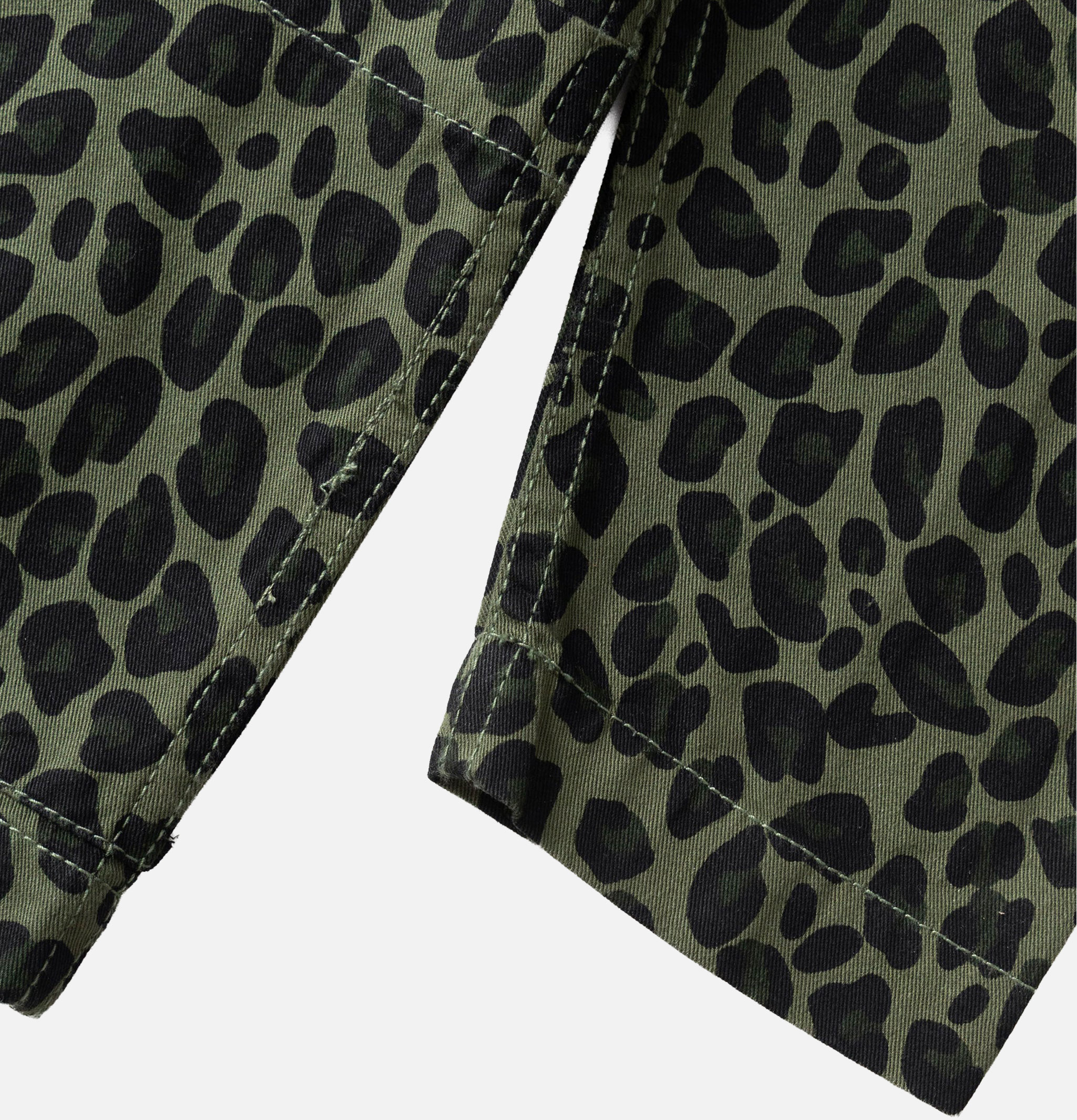Service Works Easy Chef Patterned Shirt in Green Leopard