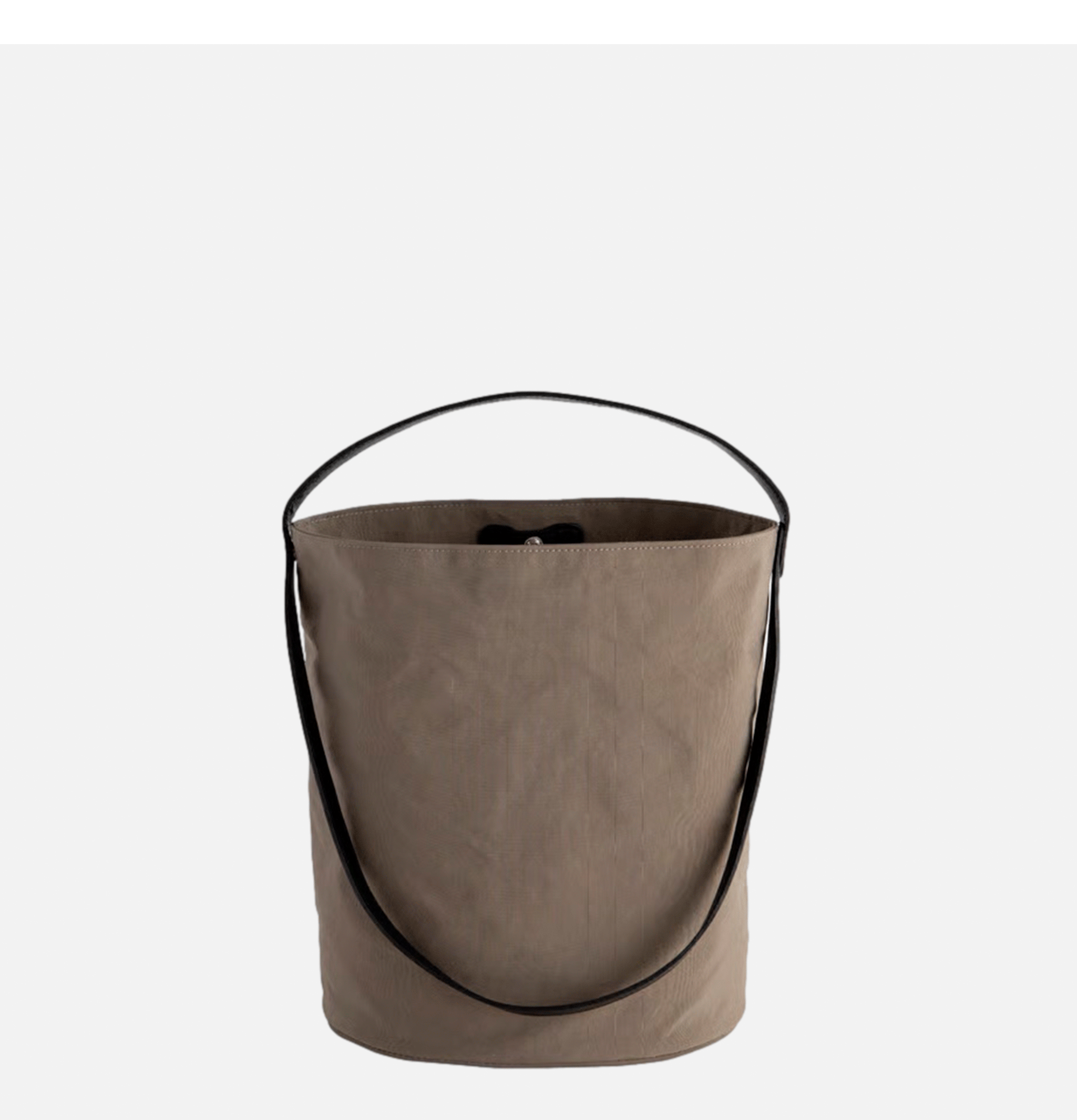 Urukust Twistloop Medium Bucket Bag Grey